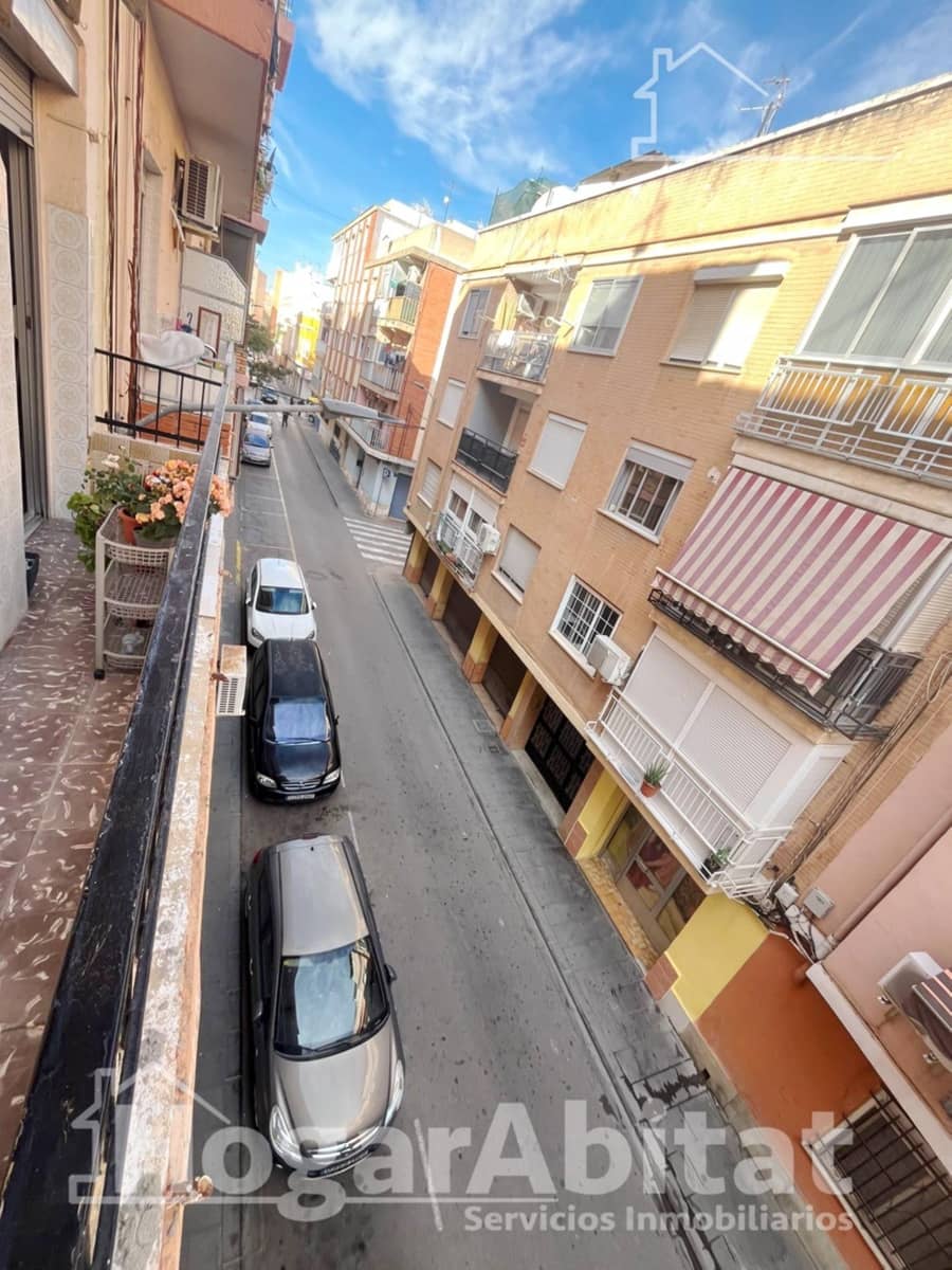 Piso de 3 habitaciones en Torrent en venta - 95.000 € (Ref: 9652078)