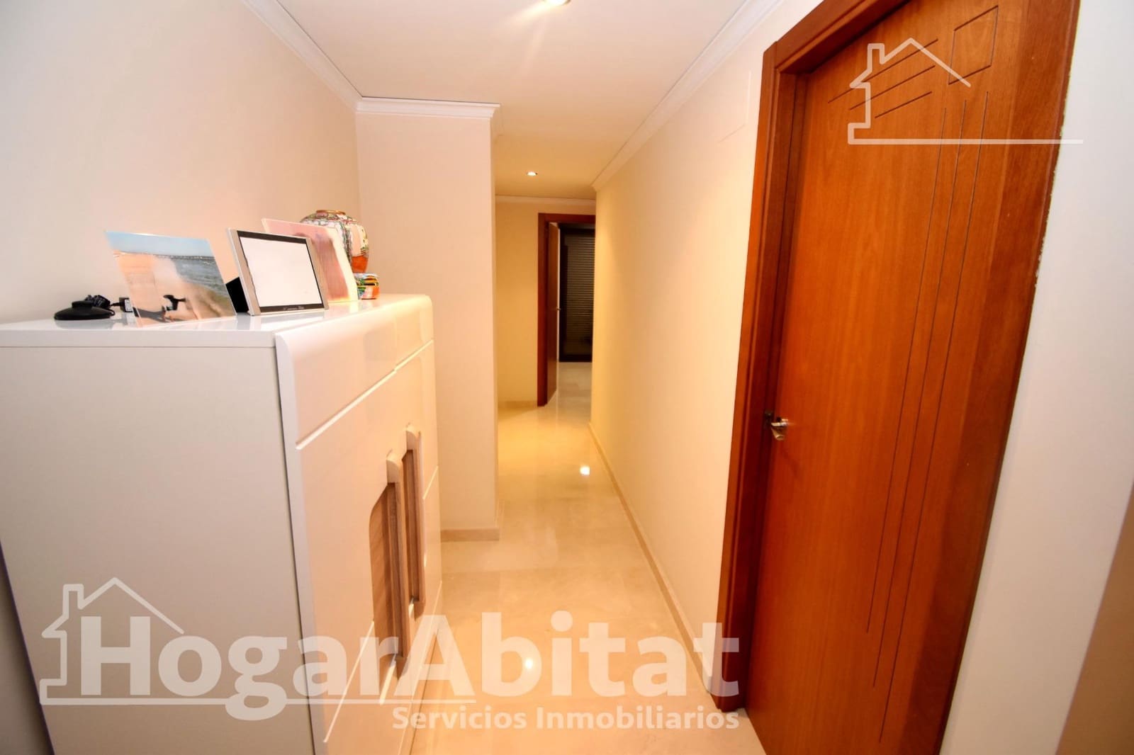 4 bedroom Flat for sale in Almussafes with garage - € 250,000 (Ref: 9652080)