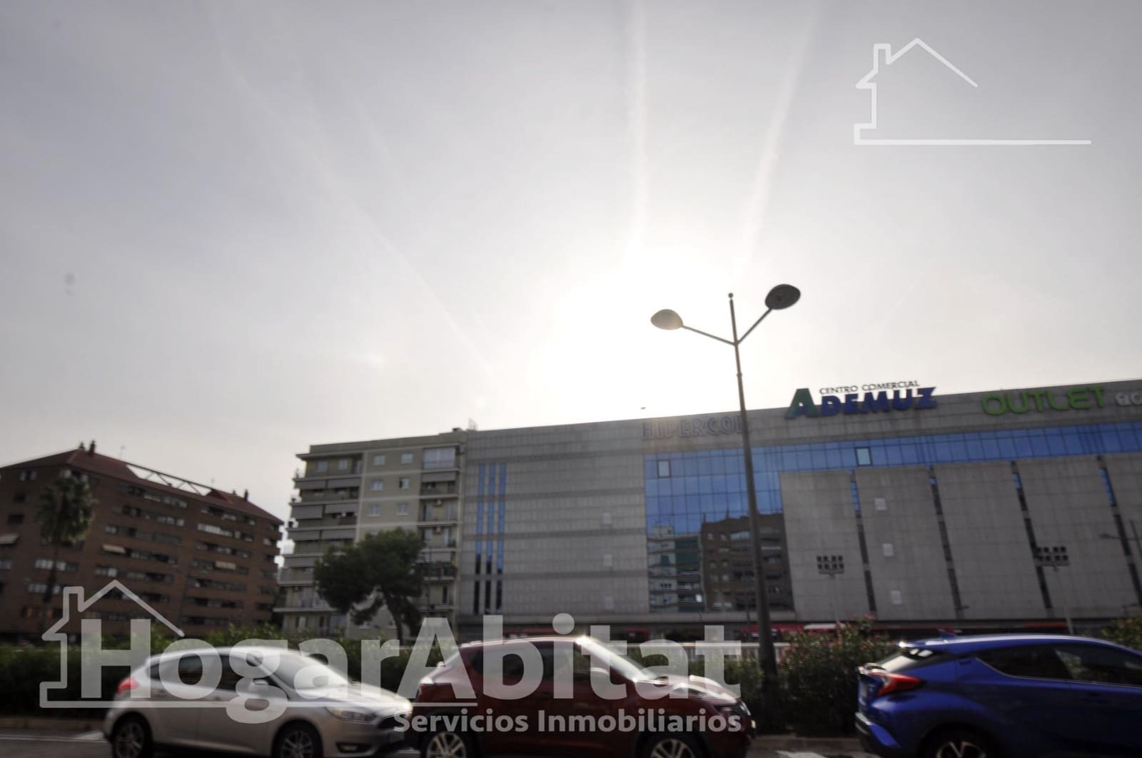 Garasje til salgs i Valencia by - € 27 000 (Ref: 9656160)