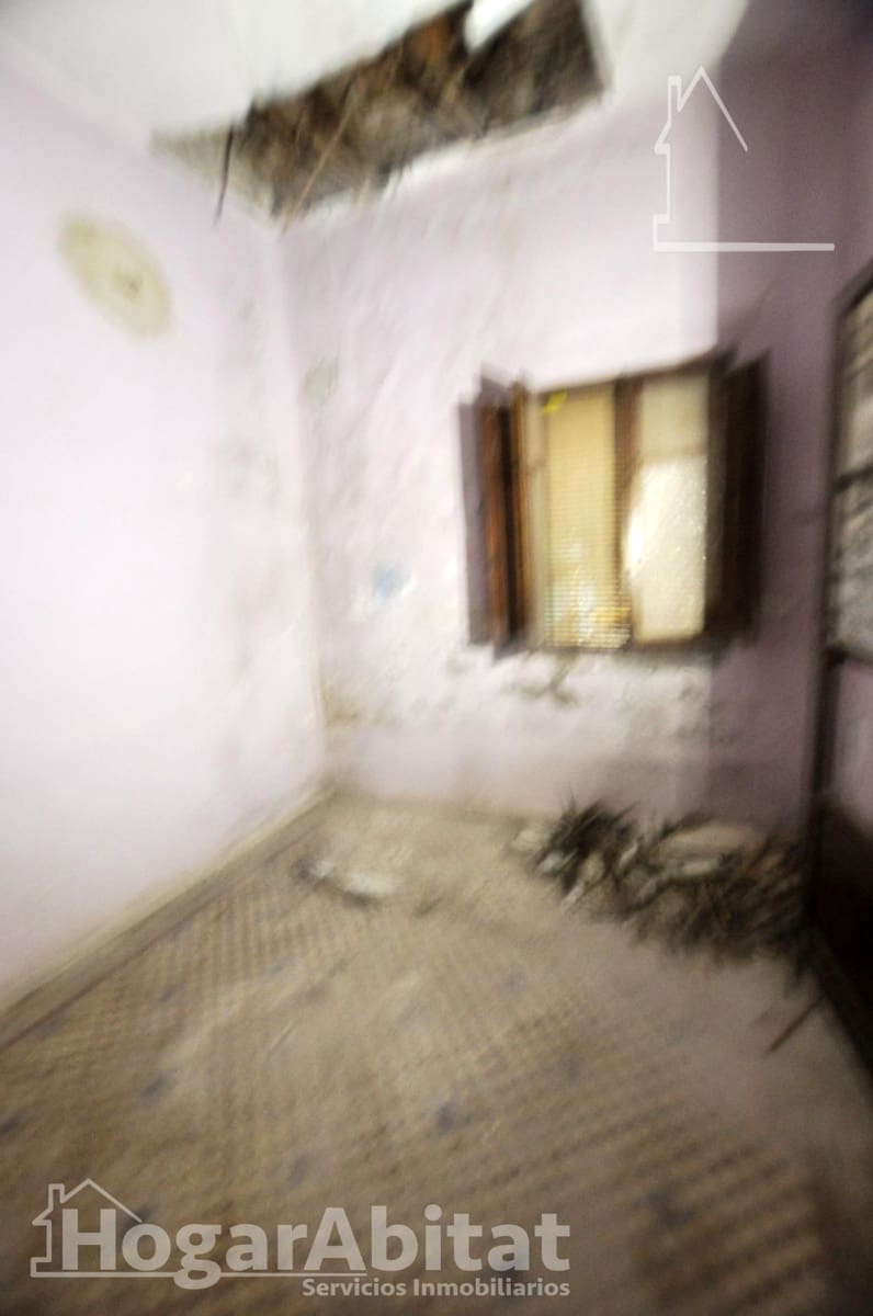 1 makuuhuone Omakotitalo myytävänä paikassa Museros - 145 000 € (Ref: 9656168)