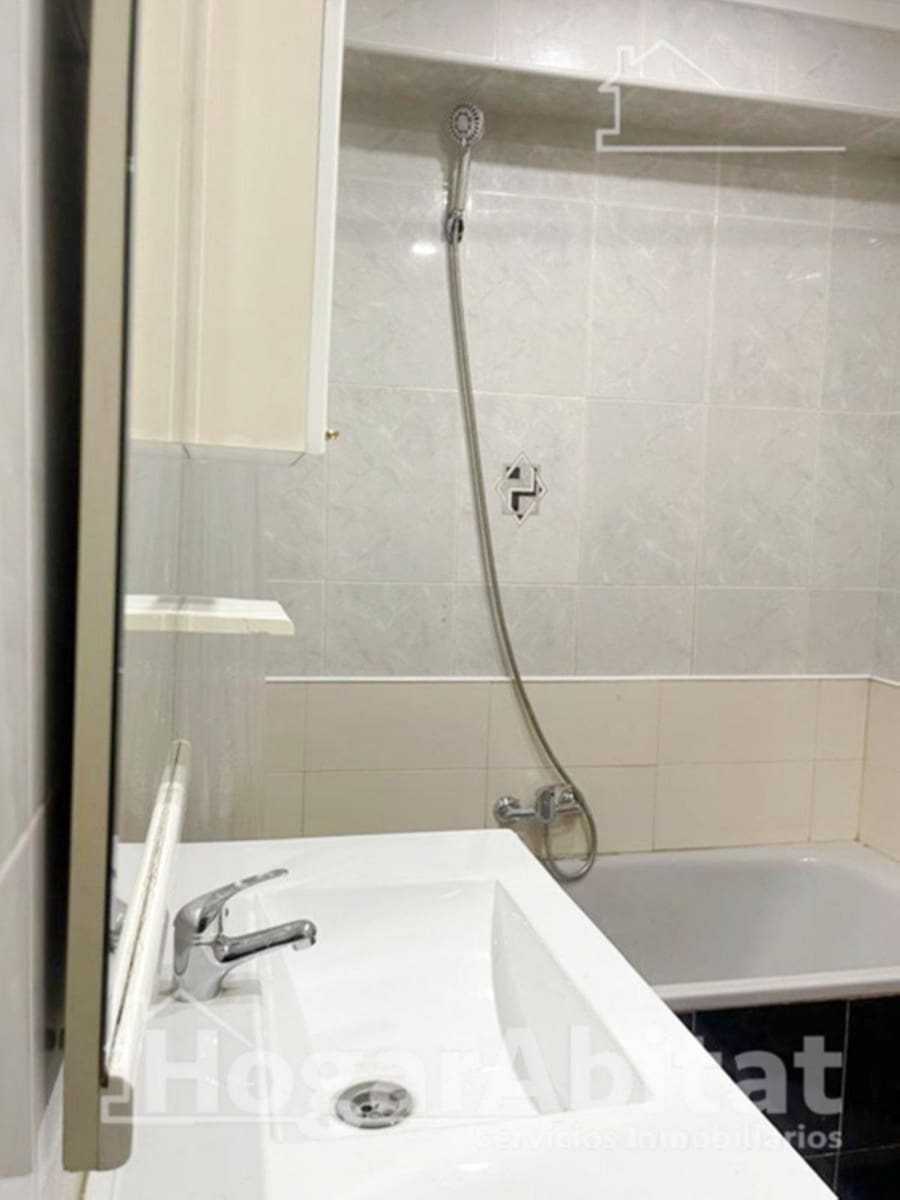 3 chambre Appartement à vendre à Castello de la Plana - 90 000 € (Ref: 9659483)