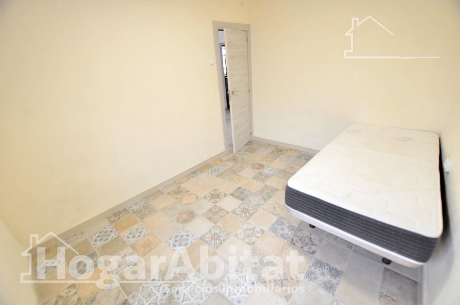 3 slaapkamer Flat te koop in Valencia stad - € 158.000 (Ref: 9659487)