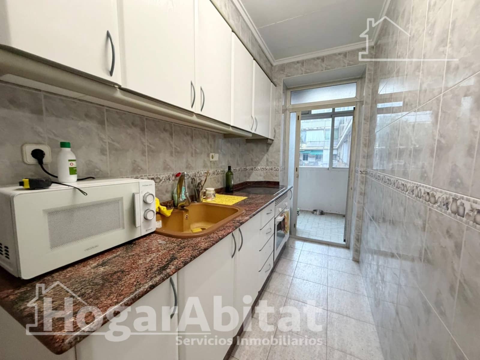 Piso de 3 habitaciones en Sagunto / Sagunt en venta - 138.000 € (Ref: 9659491)