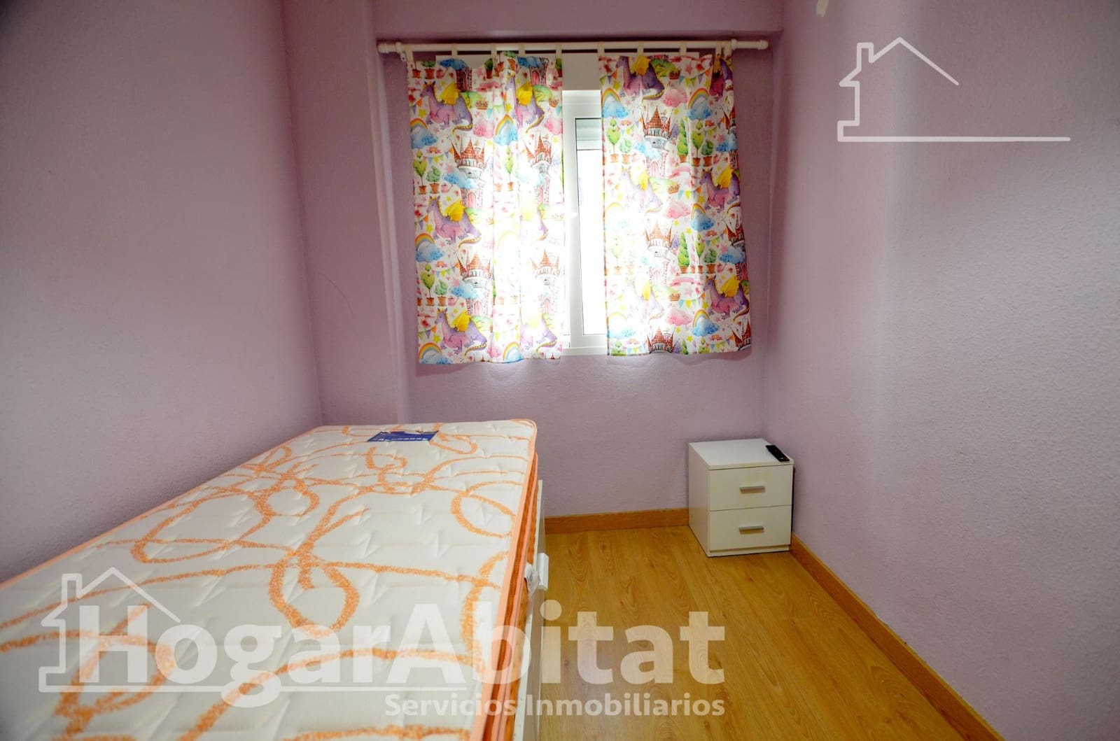3 slaapkamer Flat te koop in Alicante stad - € 150.000 (Ref: 9659492)