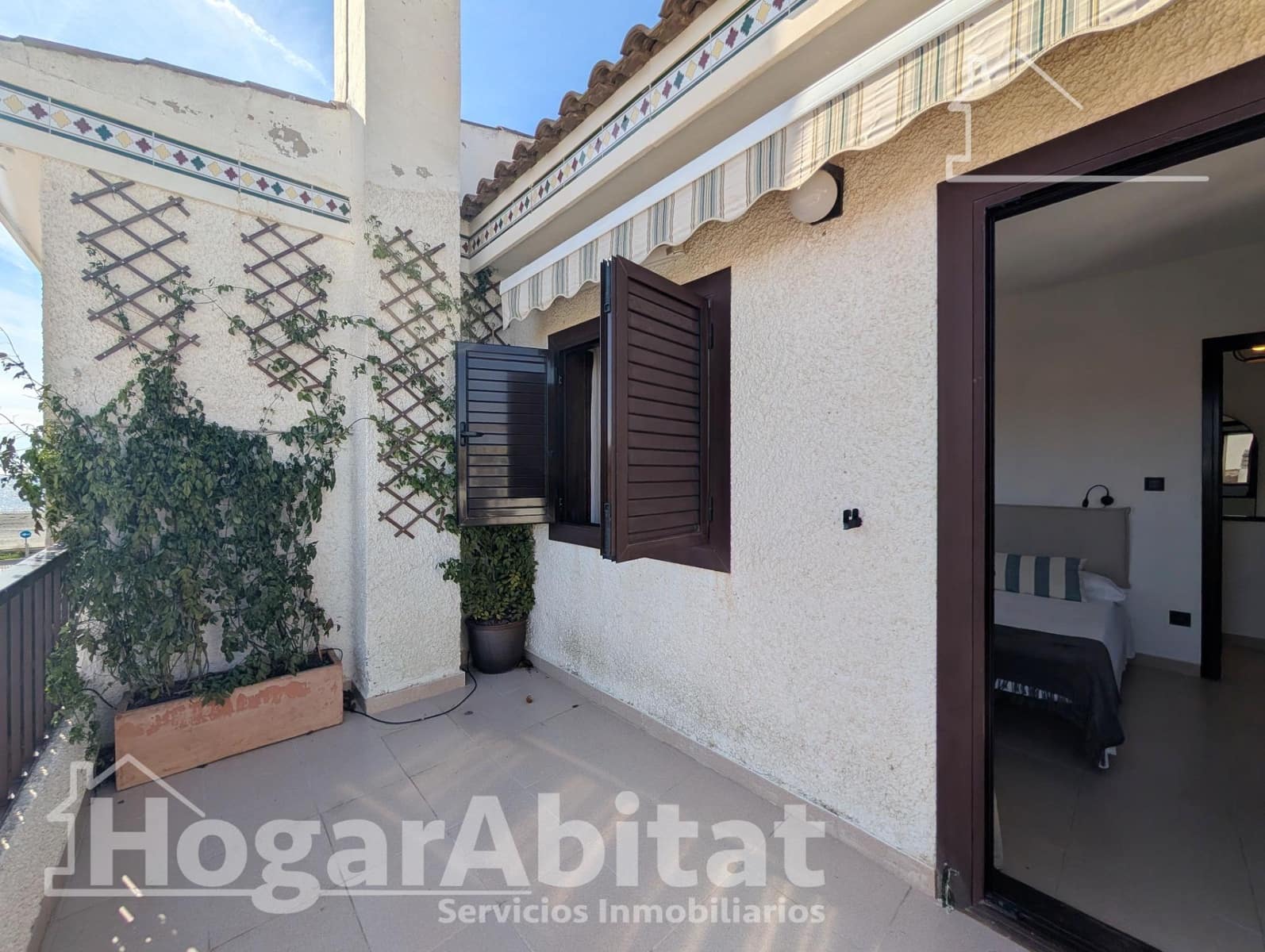 4 slaapkamer Rijtjeshuis te koop in Santa Pola met garage - € 314.000 (Ref: 9659495)