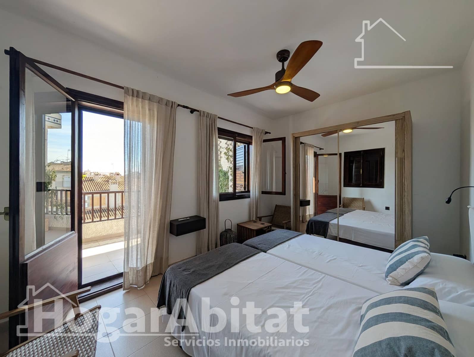 4 slaapkamer Rijtjeshuis te koop in Santa Pola met garage - € 314.000 (Ref: 9659495)