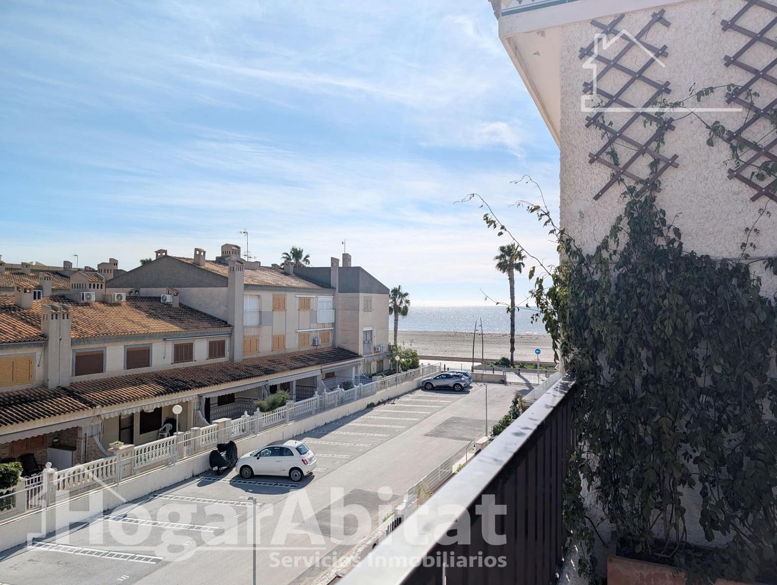 4 slaapkamer Rijtjeshuis te koop in Santa Pola met garage - € 314.000 (Ref: 9659495)