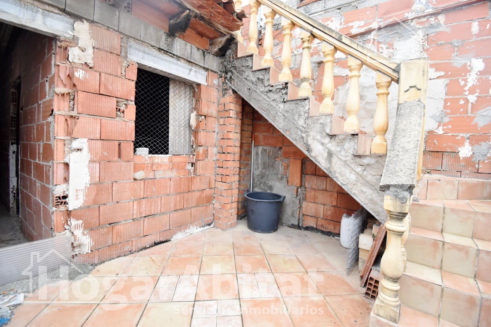 5 soverom Villa til salgs i Pego med garasje - € 99 000 (Ref: 9659499)