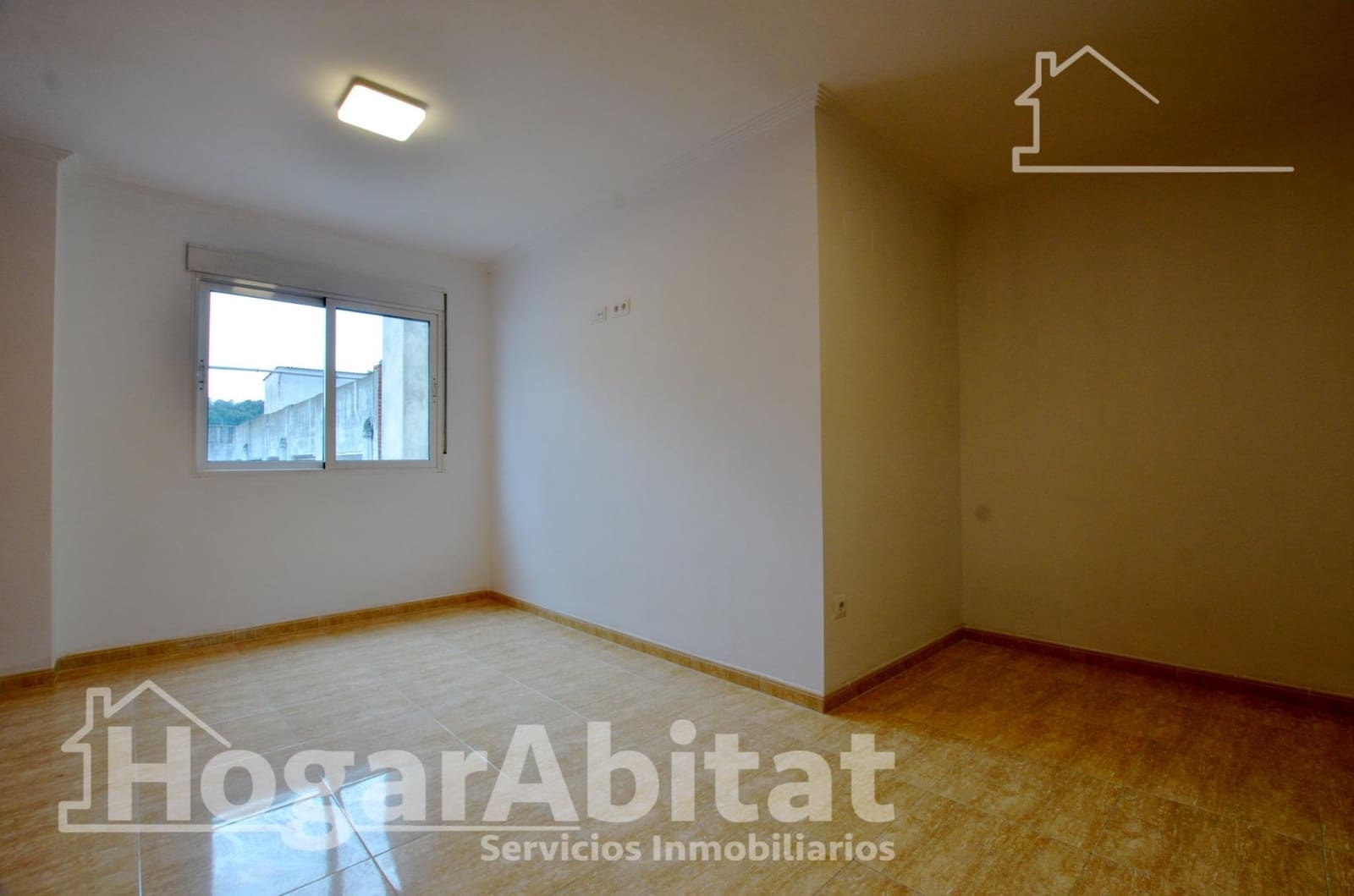 3 Zimmer Penthouse zu verkaufen in Simat de la Valldigna mit Pool - 140.000 € (Ref: 9666558)