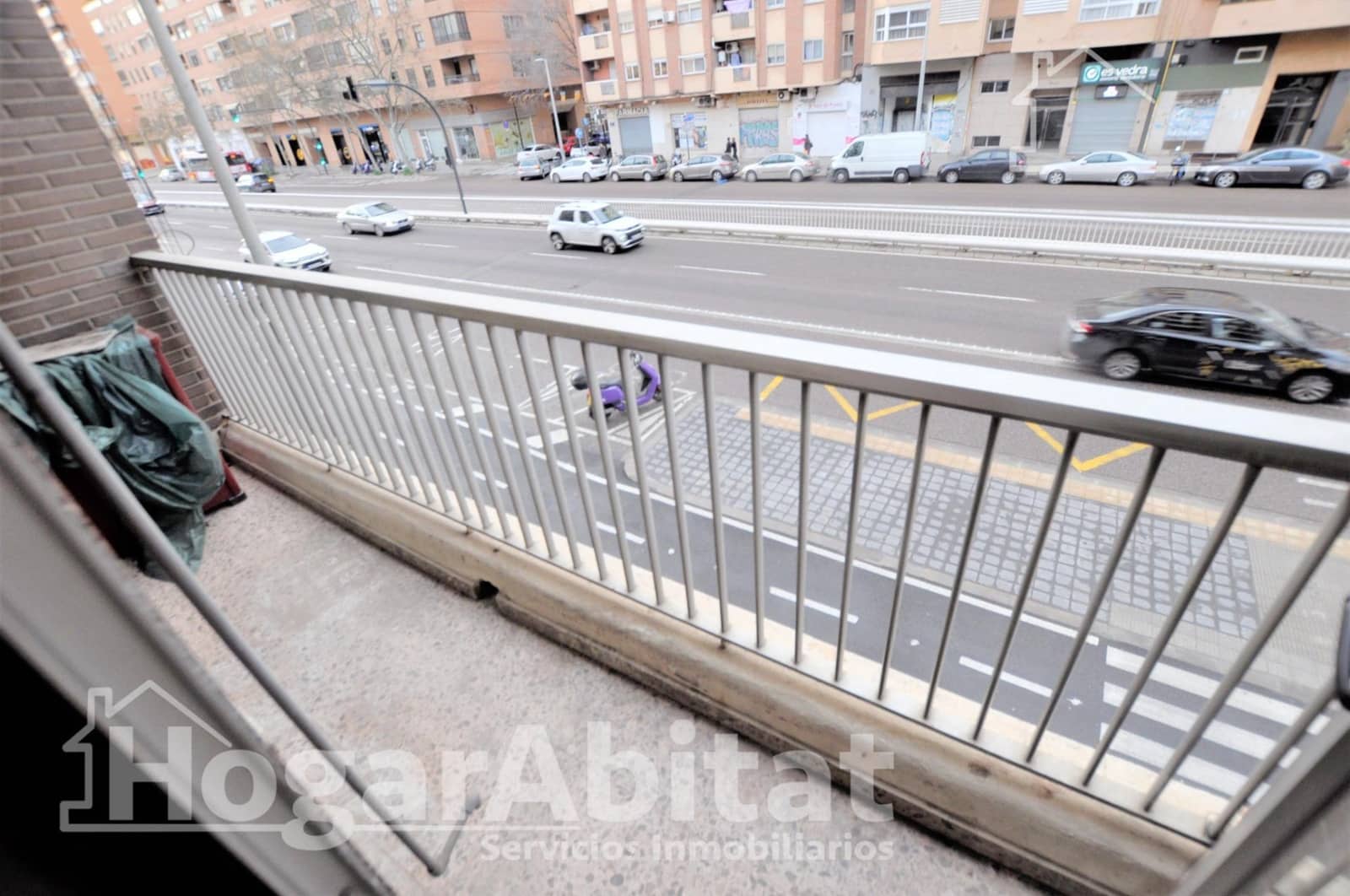 4 Zimmer Wohnung zu verkaufen in Valencia Stadt - 275.000 € (Ref: 9666559)