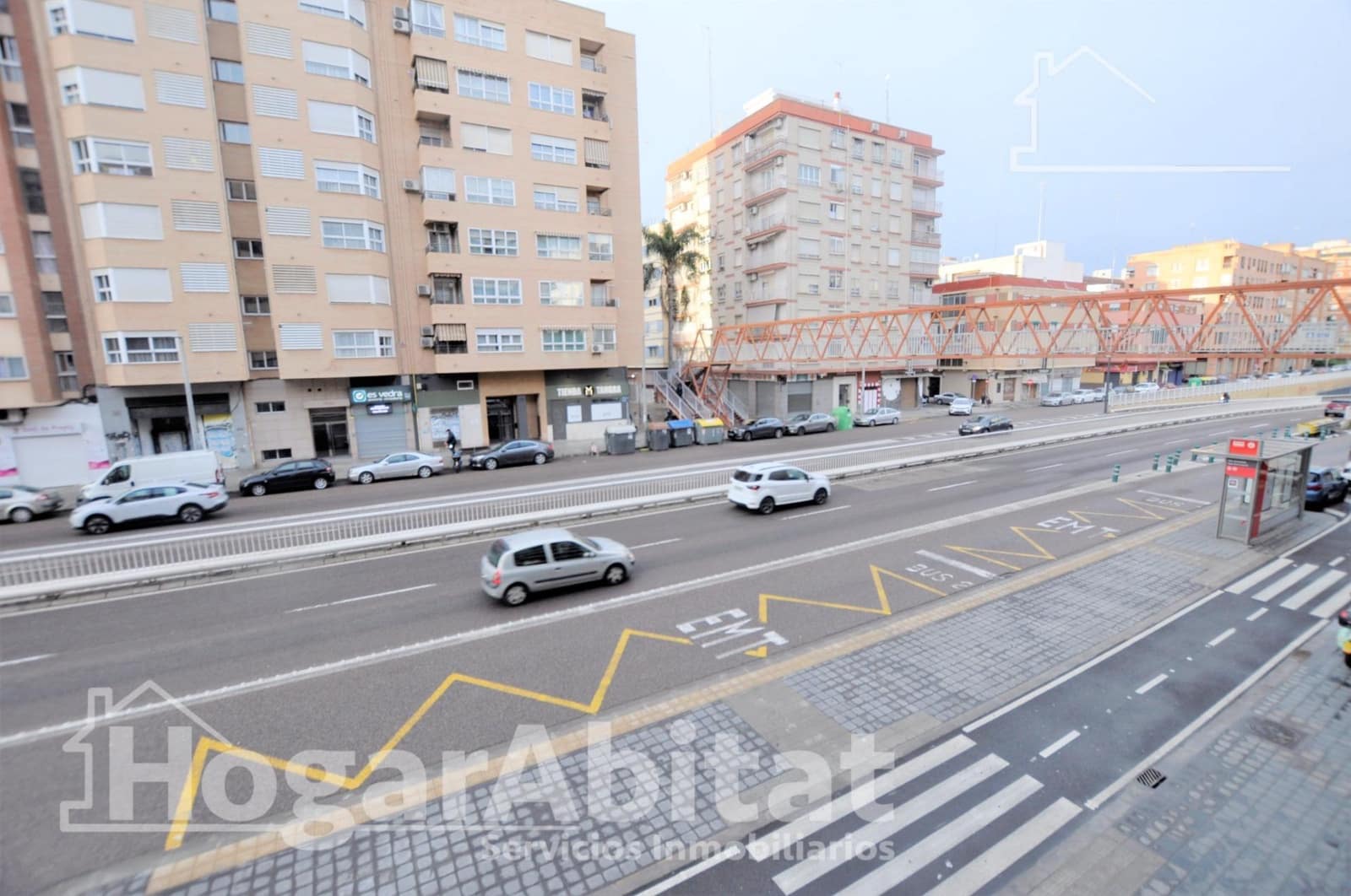 4 Zimmer Wohnung zu verkaufen in Valencia Stadt - 275.000 € (Ref: 9666559)