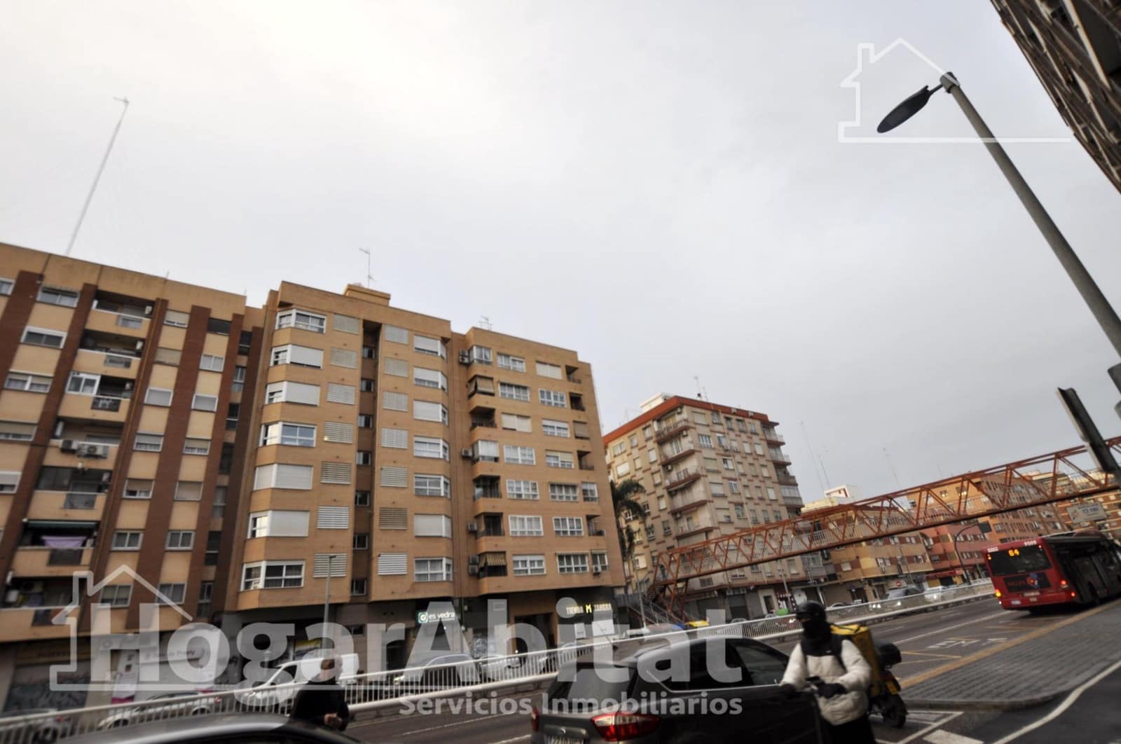 4 Zimmer Wohnung zu verkaufen in Valencia Stadt - 275.000 € (Ref: 9666559)