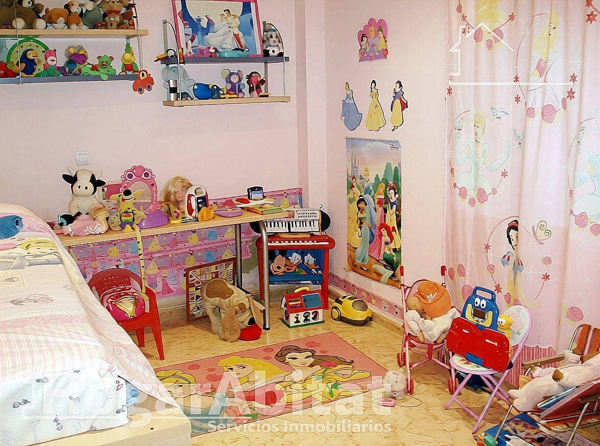 Chalet de 3 habitaciones en Chiva en venta con piscina garaje - 169.000 € (Ref: 9666565)