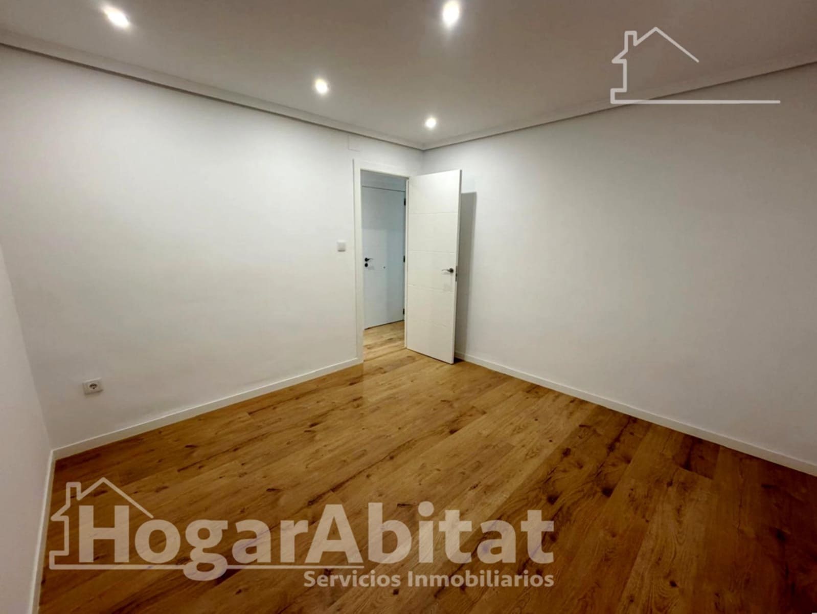 2 slaapkamer Flat te koop in Carcaixent - € 140.000 (Ref: 9666578)