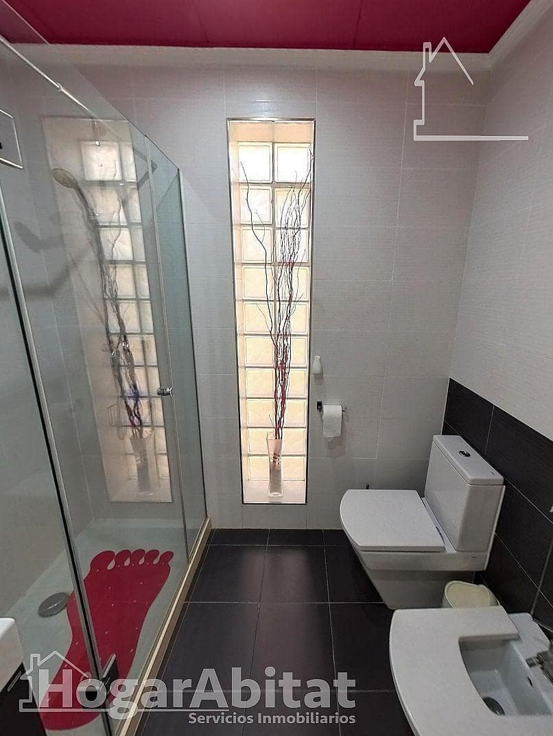 4 bedroom Villa for sale in Picassent with garage - € 400,000 (Ref: 9666580)