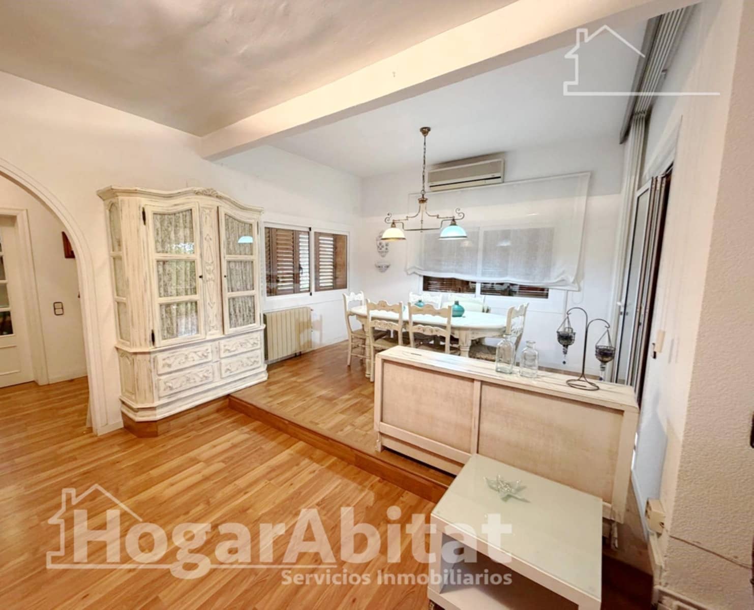 4 bedroom Villa for sale in Picassent with garage - € 400,000 (Ref: 9666580)