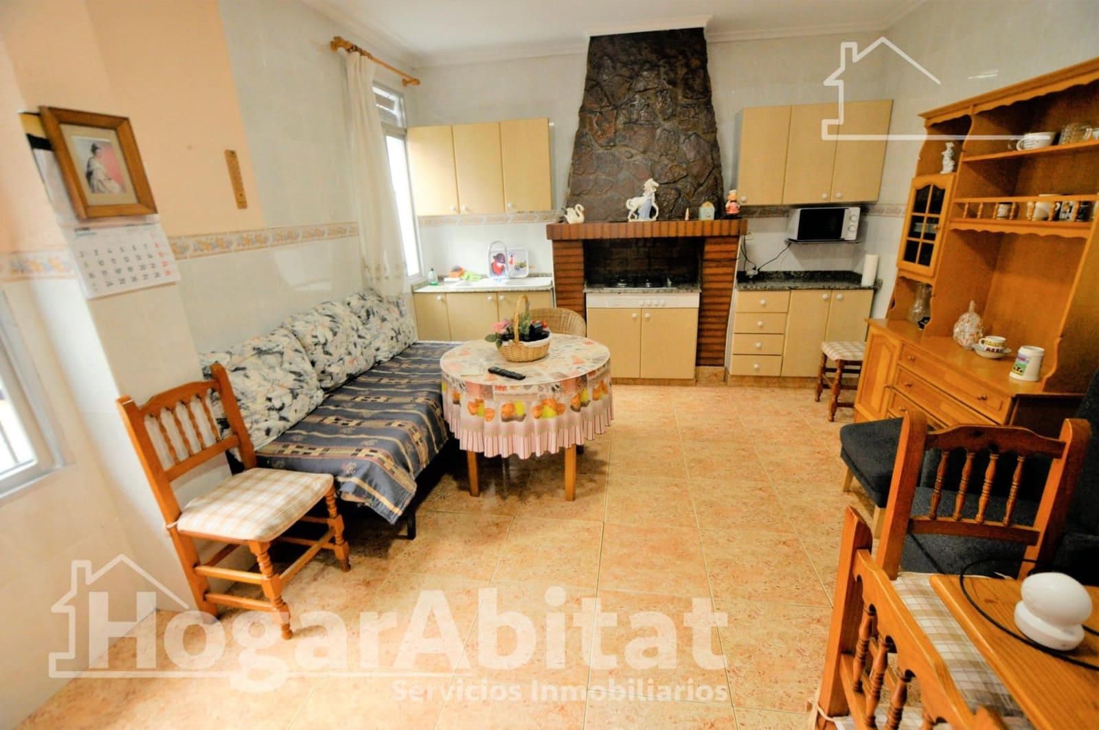 5 bedroom Townhouse for sale in Burjassot with garage - € 450,000 (Ref: 9666589)