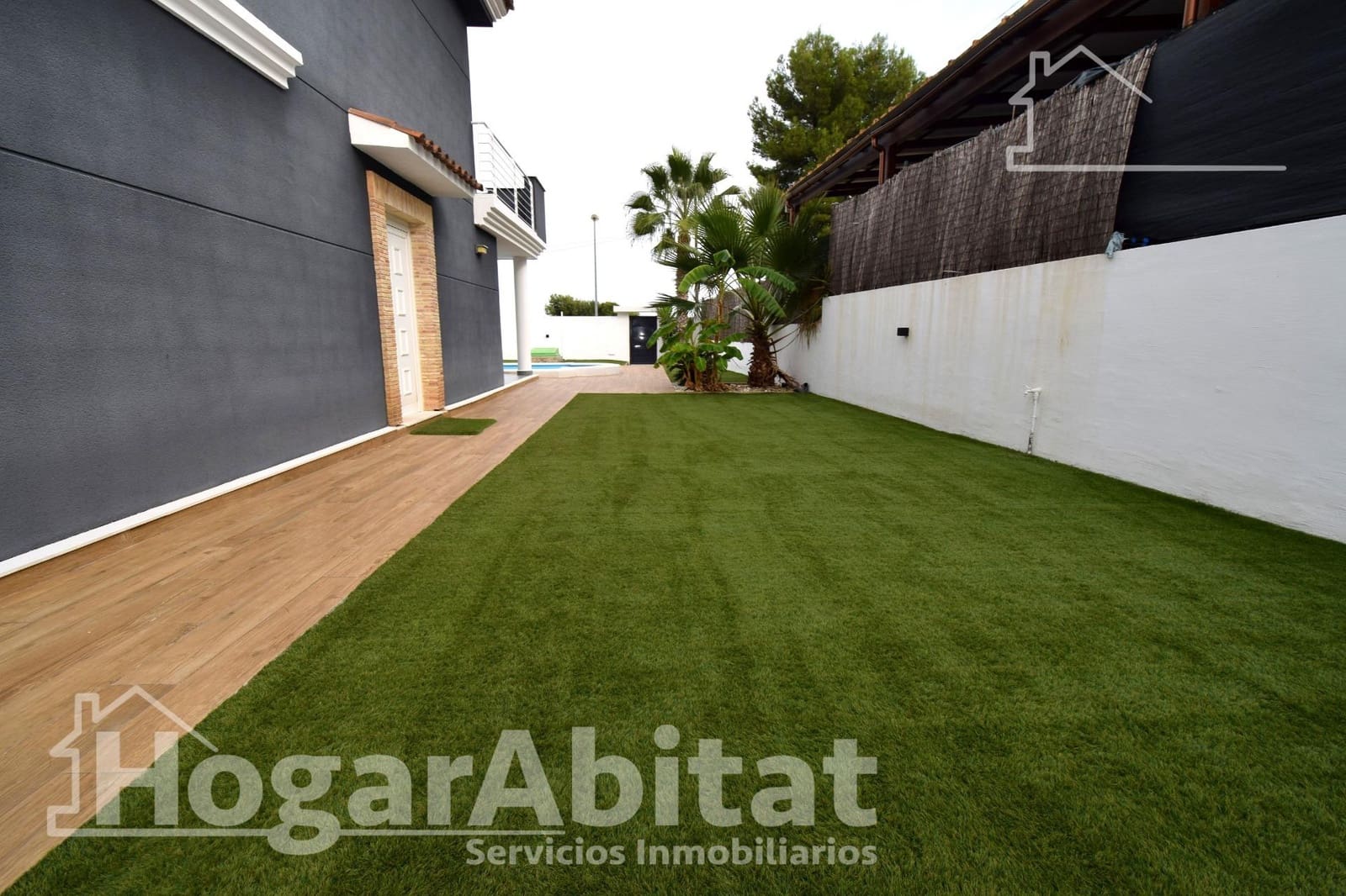 4 bedroom Villa for sale in Chiva with pool garage - € 630,000 (Ref: 9670737)