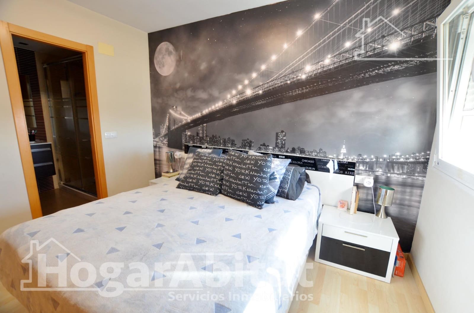 2 bedroom Flat for sale in Alicante / Alacant city with pool garage - € 279,900 (Ref: 9670738)