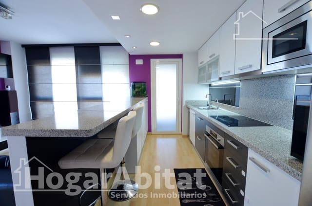 2 bedroom Flat for sale in Alicante / Alacant city with pool garage - € 279,900 (Ref: 9670738)