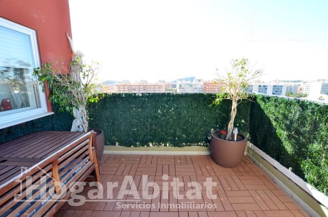 2 bedroom Flat for sale in Alicante / Alacant city with pool garage - € 279,900 (Ref: 9670738)