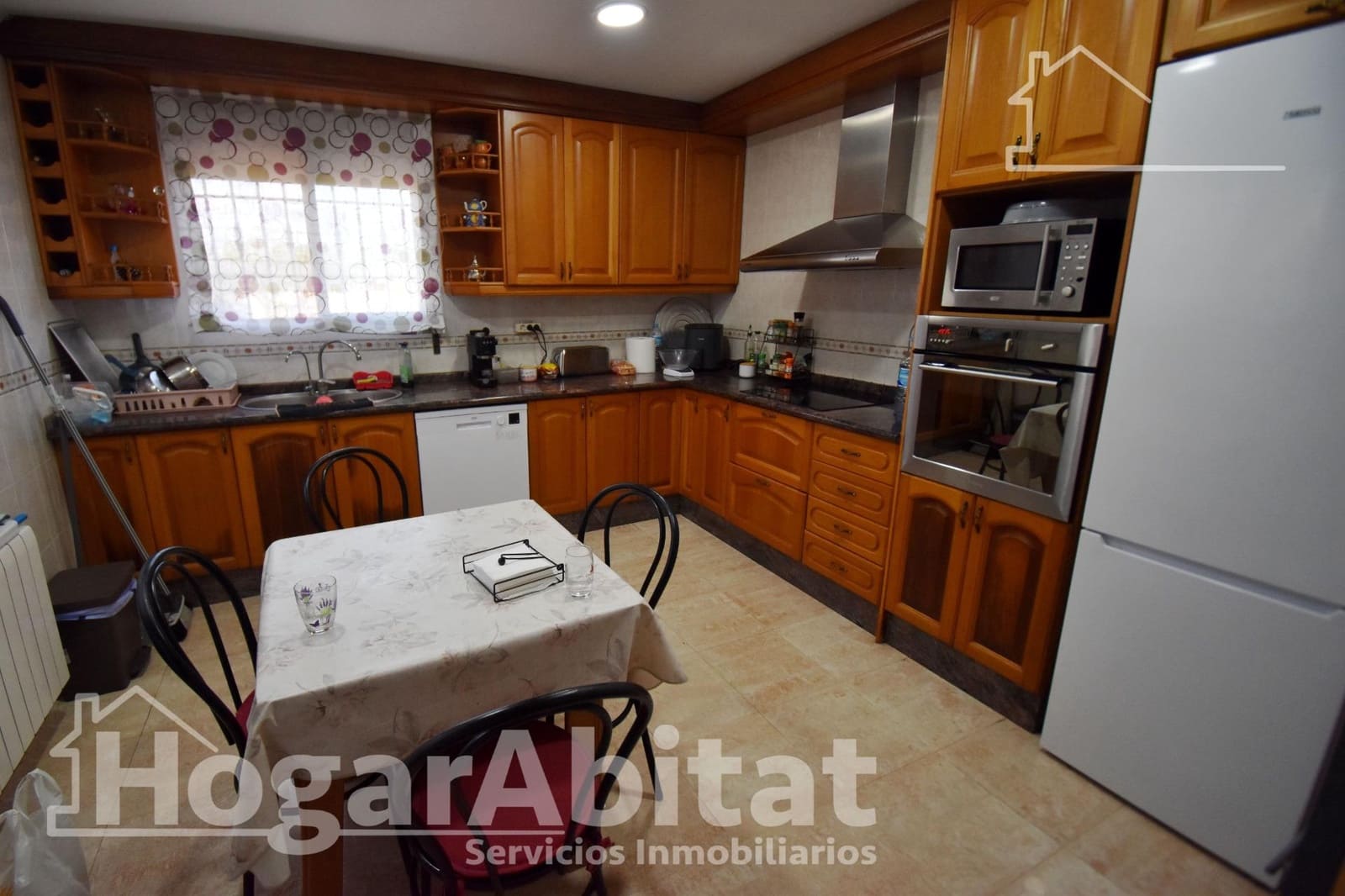 5 camera da letto Villa in vendita in Castello de la Plana con piscina garage - 270.000 € (Rif: 9670745)