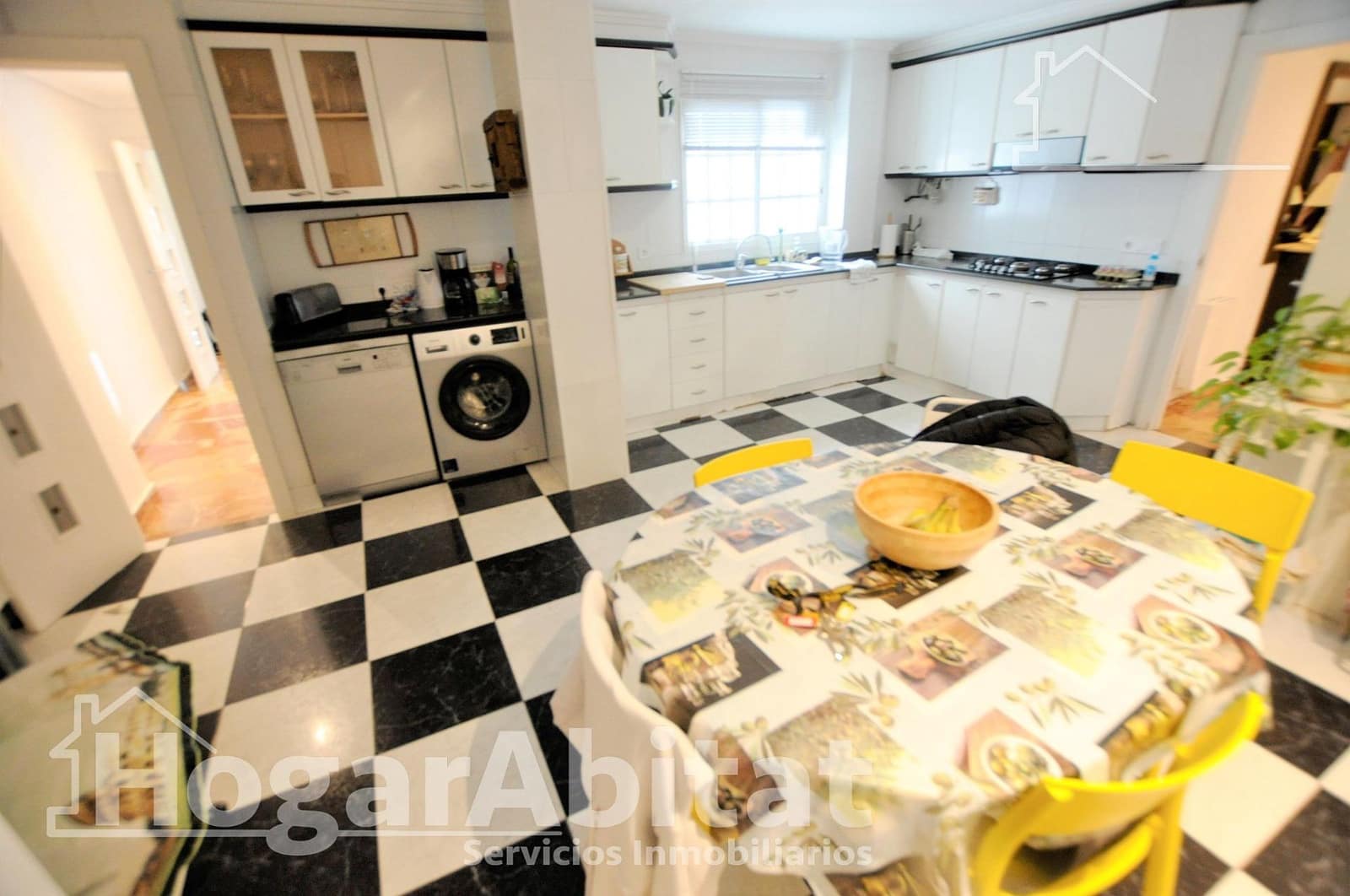 3 makuuhuone Asunto myytävänä paikassa Valencia kaupunki - 425 000 € (Ref: 9670746)