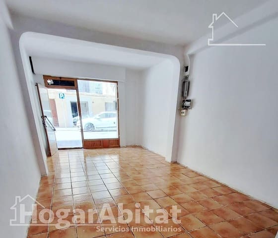 Commercieel te koop in Benicalap, Valencia stad - € 65.000 (Ref: 9670748)