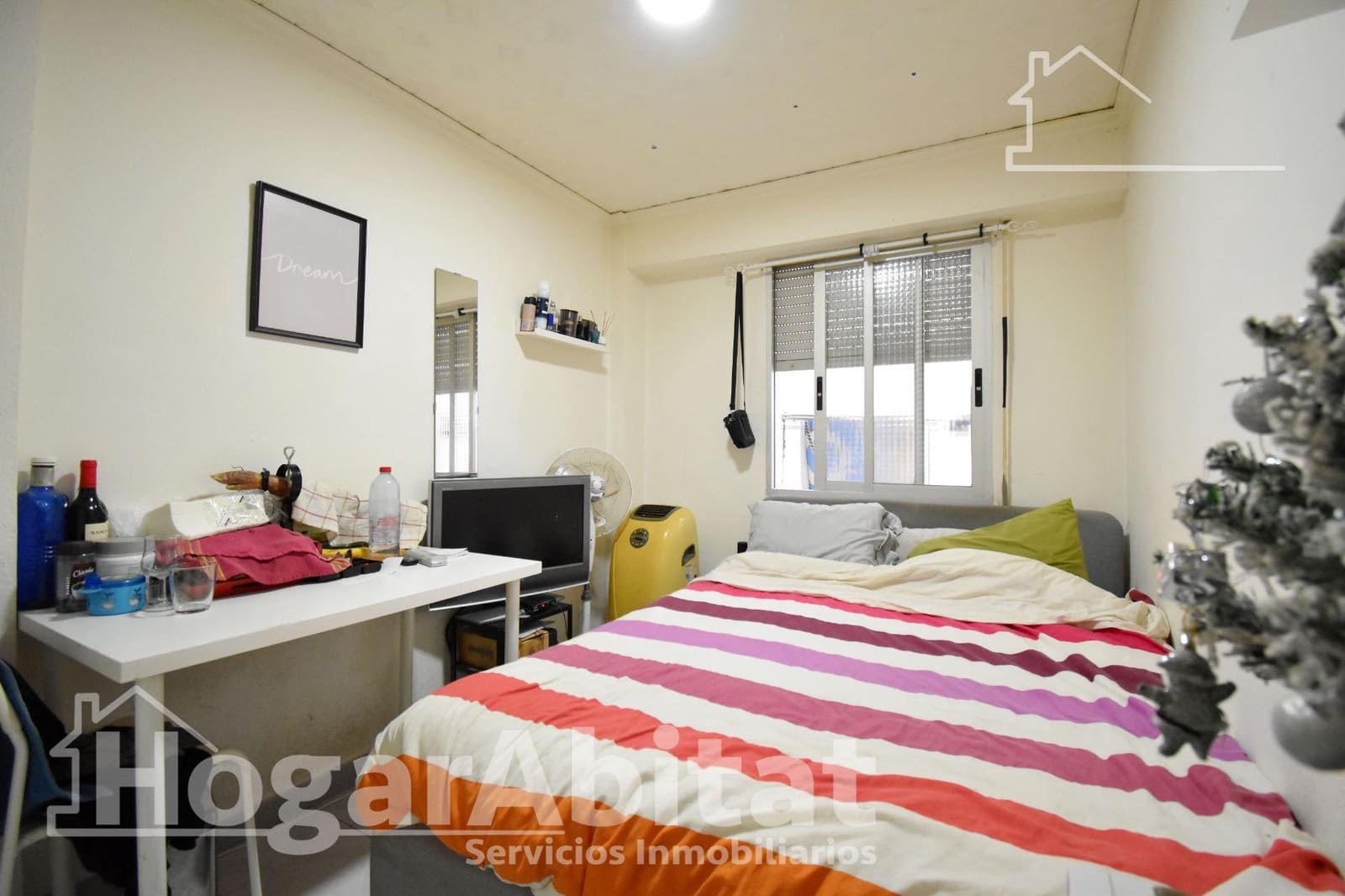 Piso de 3 habitaciones en Gandia en venta - 110.000 € (Ref: 9674279)