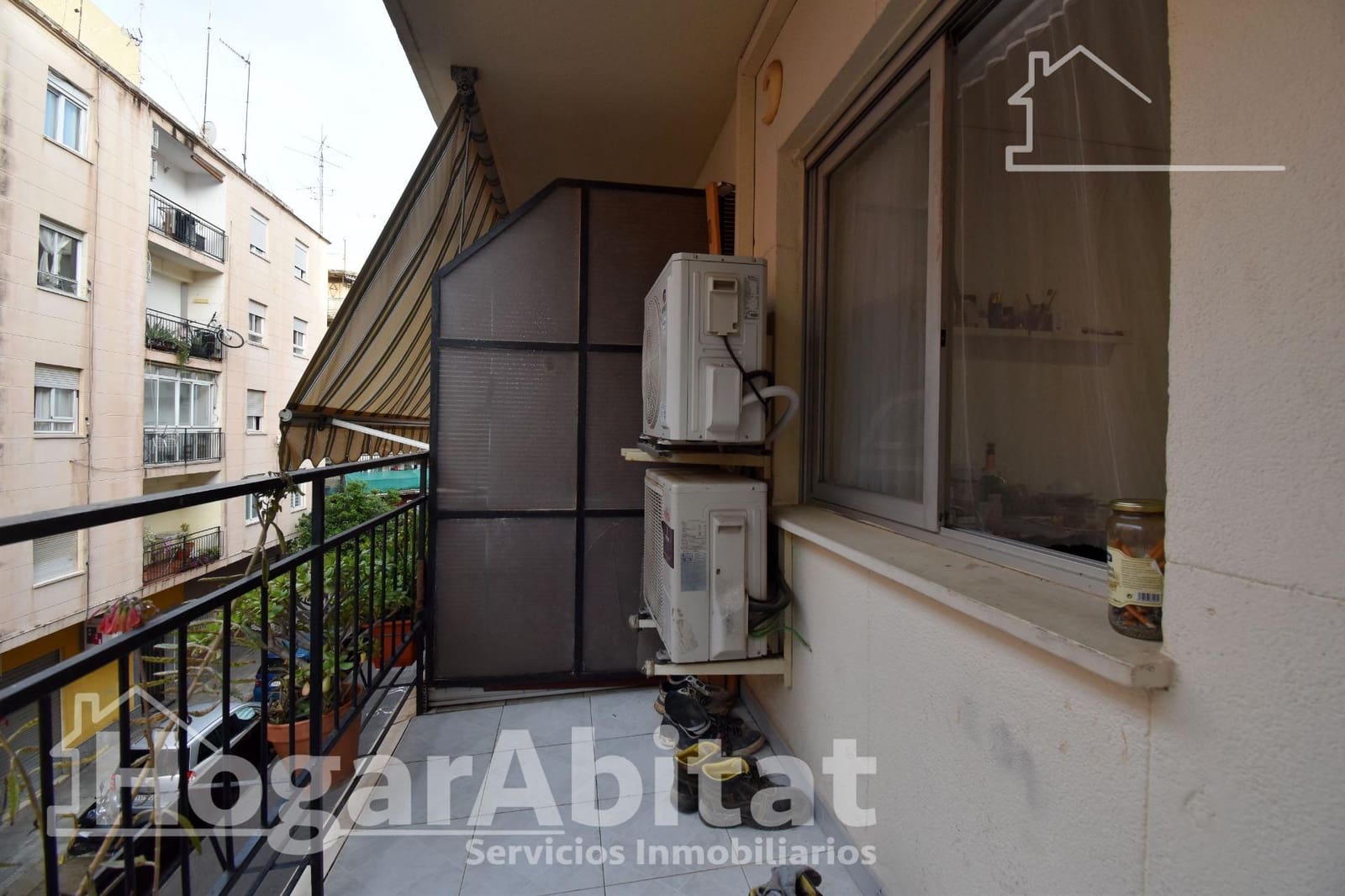 Piso de 3 habitaciones en Gandia en venta - 110.000 € (Ref: 9674279)