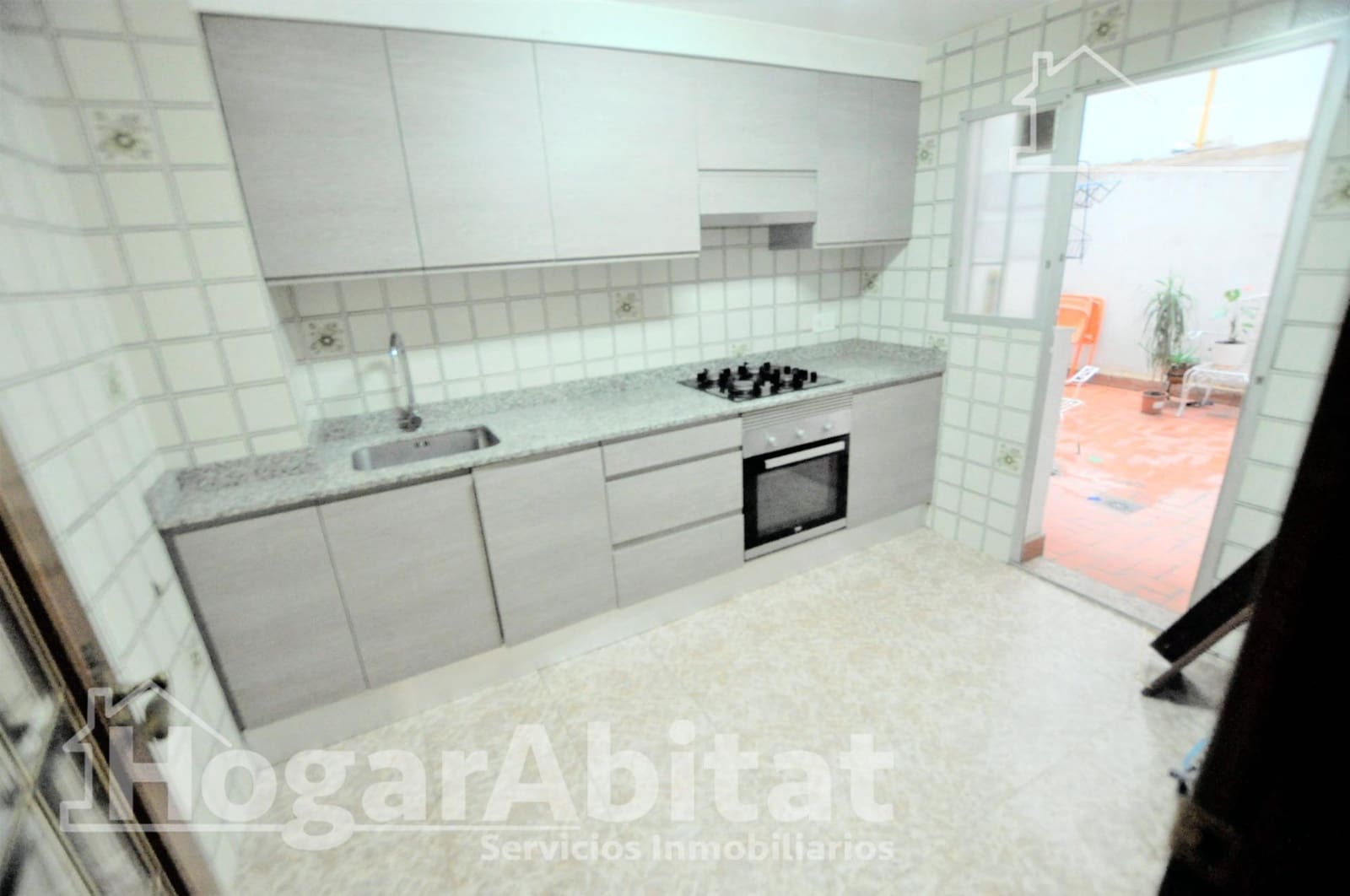 4 sypialnia Mieszkanie na sprzedaż w Miasto Walencja - 275 000 € (Ref: 9674280)