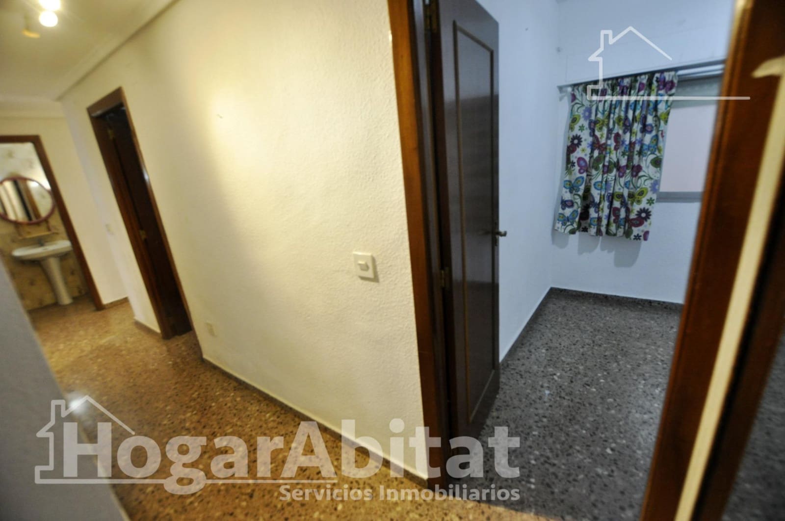 4 sypialnia Mieszkanie na sprzedaż w Miasto Walencja - 275 000 € (Ref: 9674280)