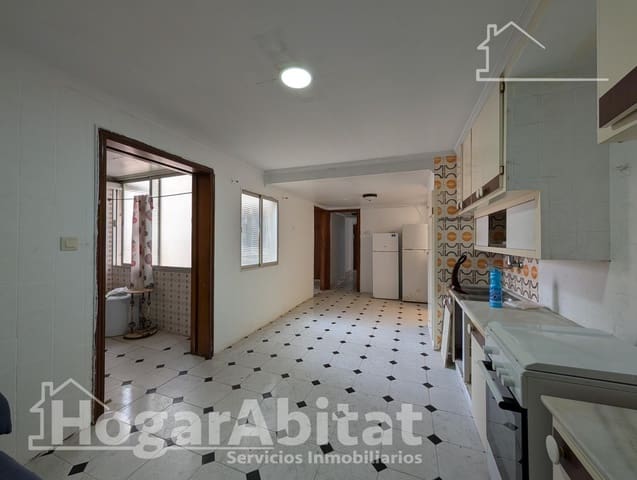 Piso de 4 habitaciones en Playa Levante, Santa Pola en venta - 160.000 € (Ref: 9674281)