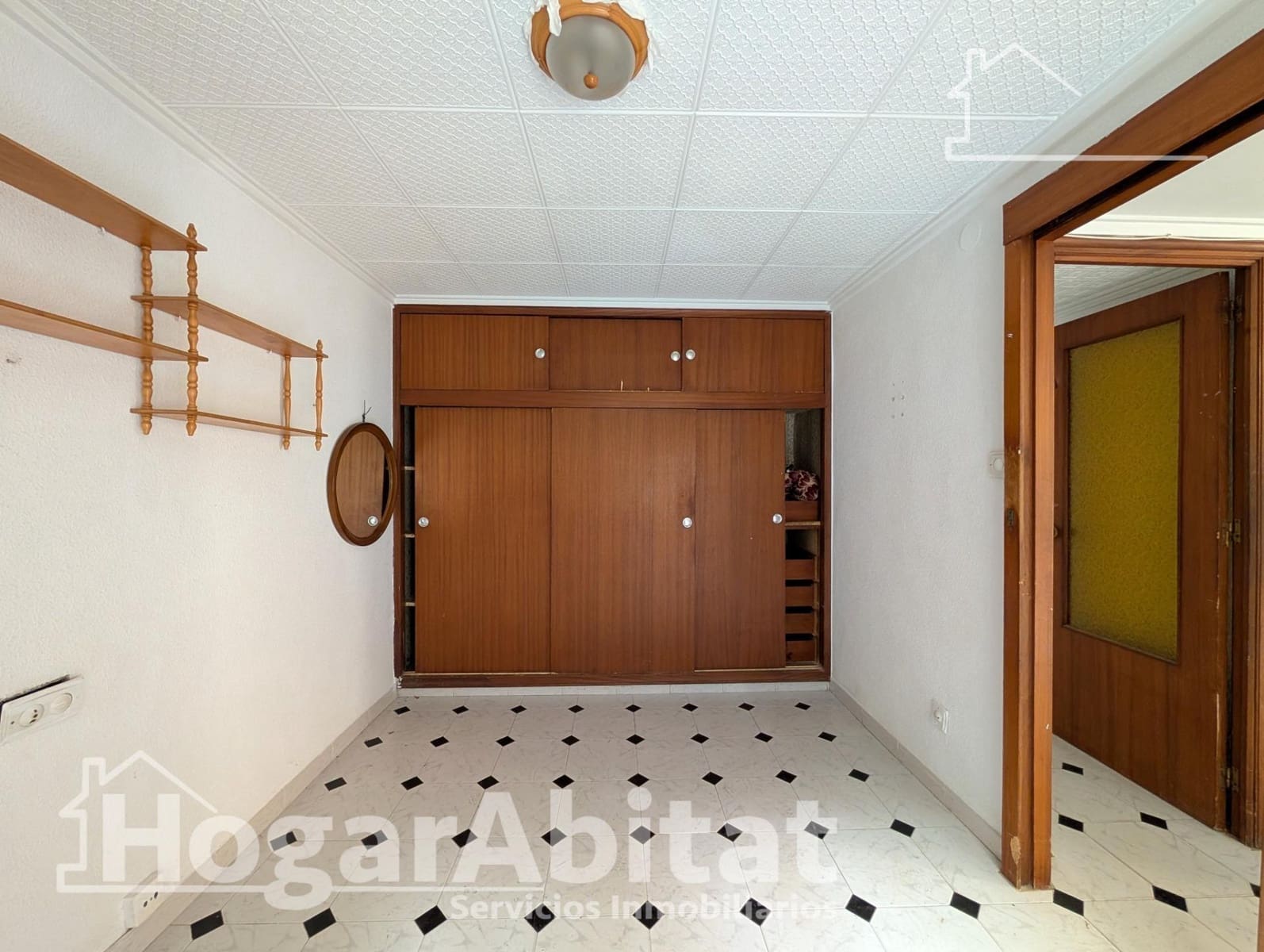 Piso de 4 habitaciones en Santa Pola en venta - 160.000 € (Ref: 9674281)
