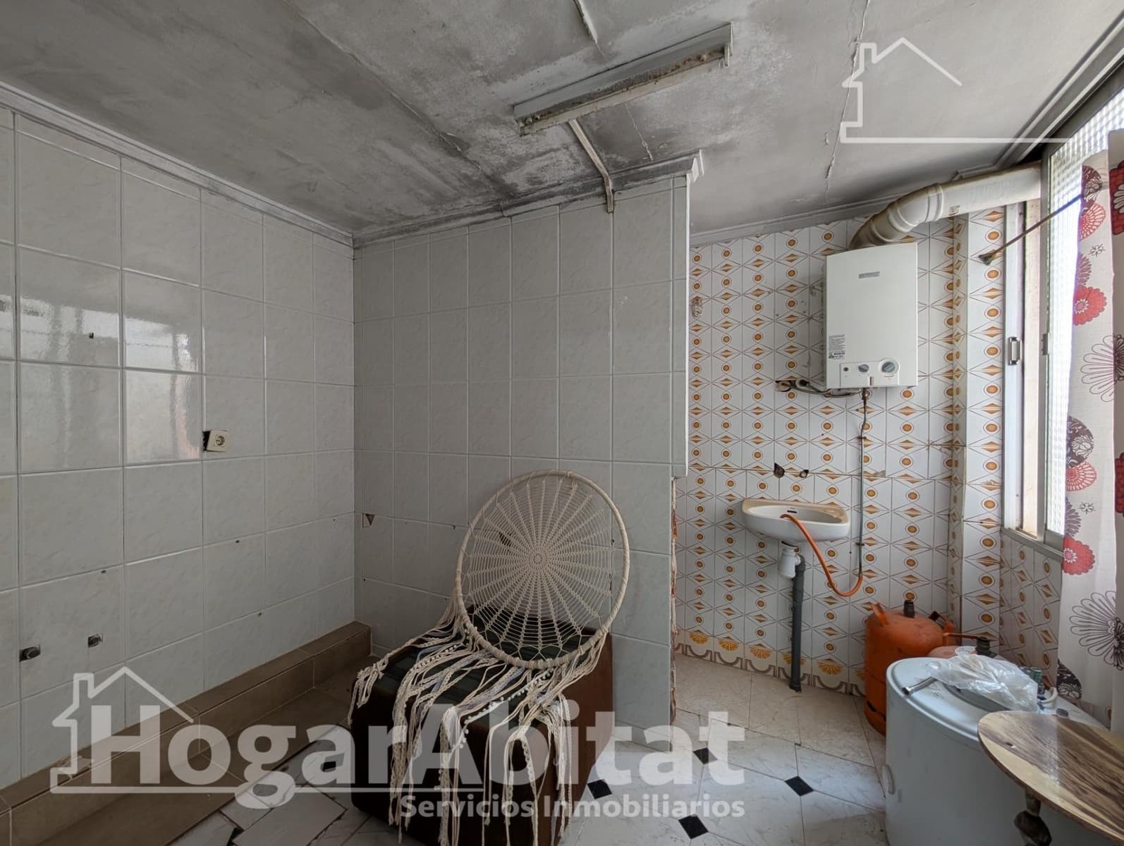 Piso de 4 habitaciones en Santa Pola en venta - 160.000 € (Ref: 9674281)