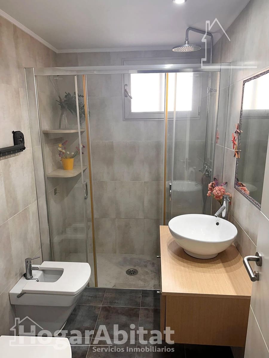 3 makuuhuone Asunto myytävänä paikassa Valencia kaupunki mukana 
autotalli - 375 000 € (Ref: 9674283)