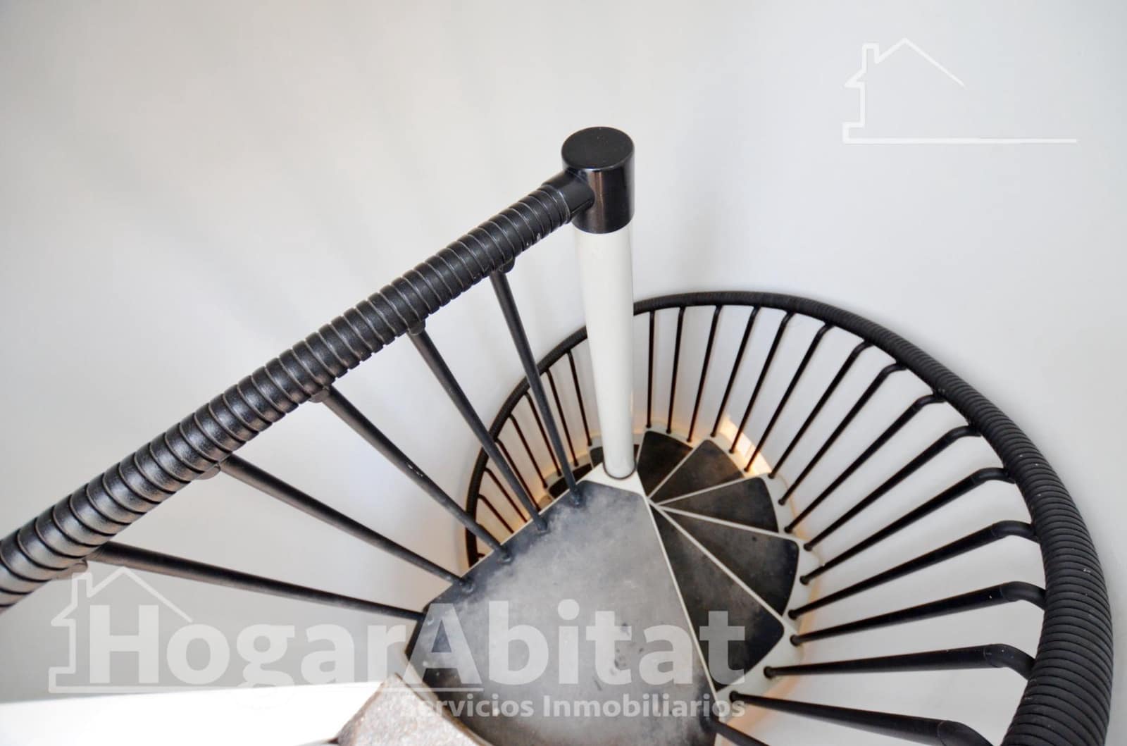 3 quarto Penthouse para venda em Simat de la Valldigna com piscina - 140 000 € (Ref: 9674290)