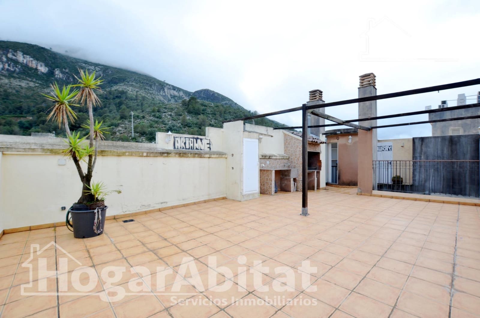 3 quarto Penthouse para venda em Simat de la Valldigna com piscina - 140 000 € (Ref: 9674290)