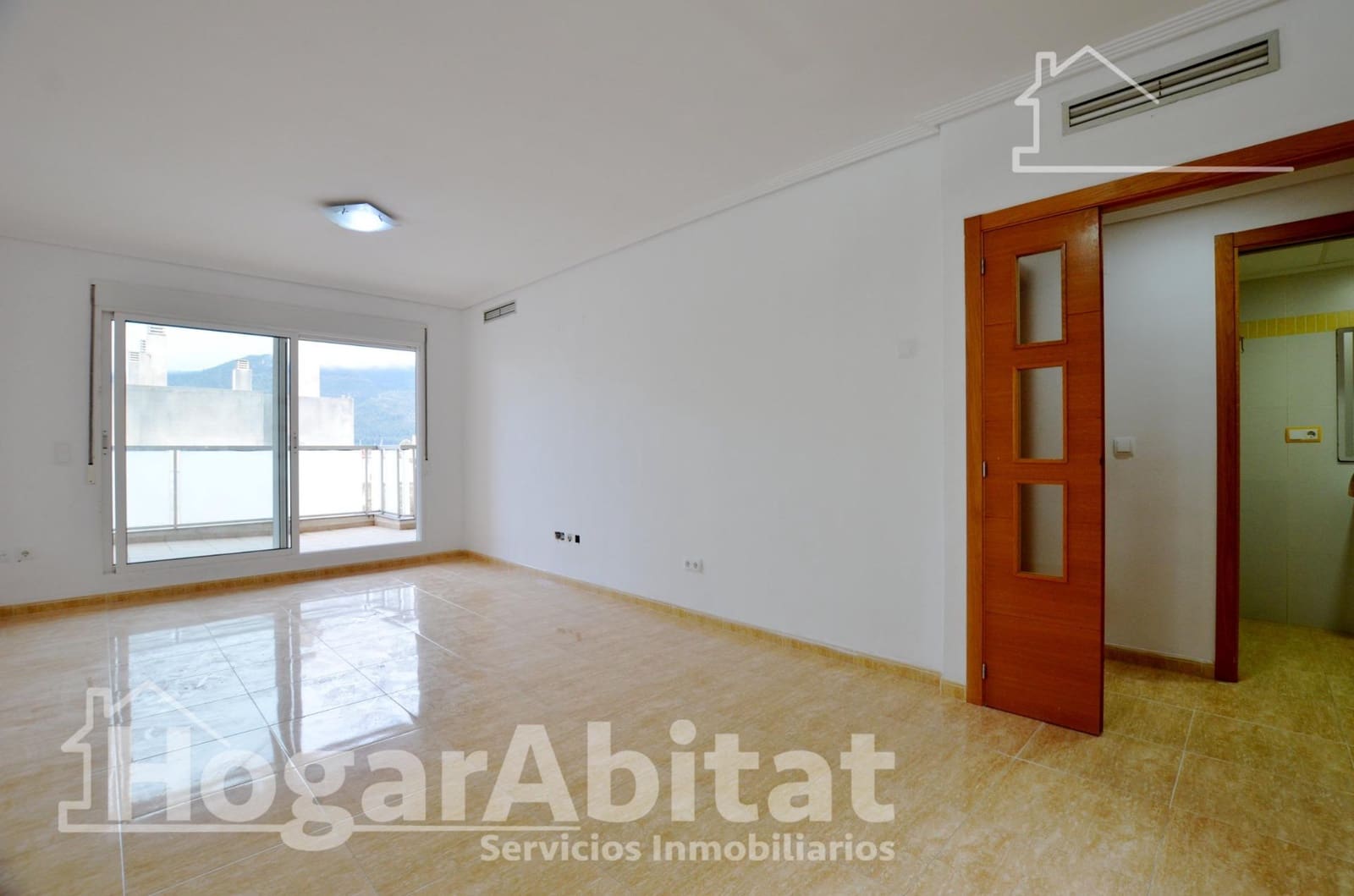 3 quarto Penthouse para venda em Simat de la Valldigna com piscina - 140 000 € (Ref: 9674290)