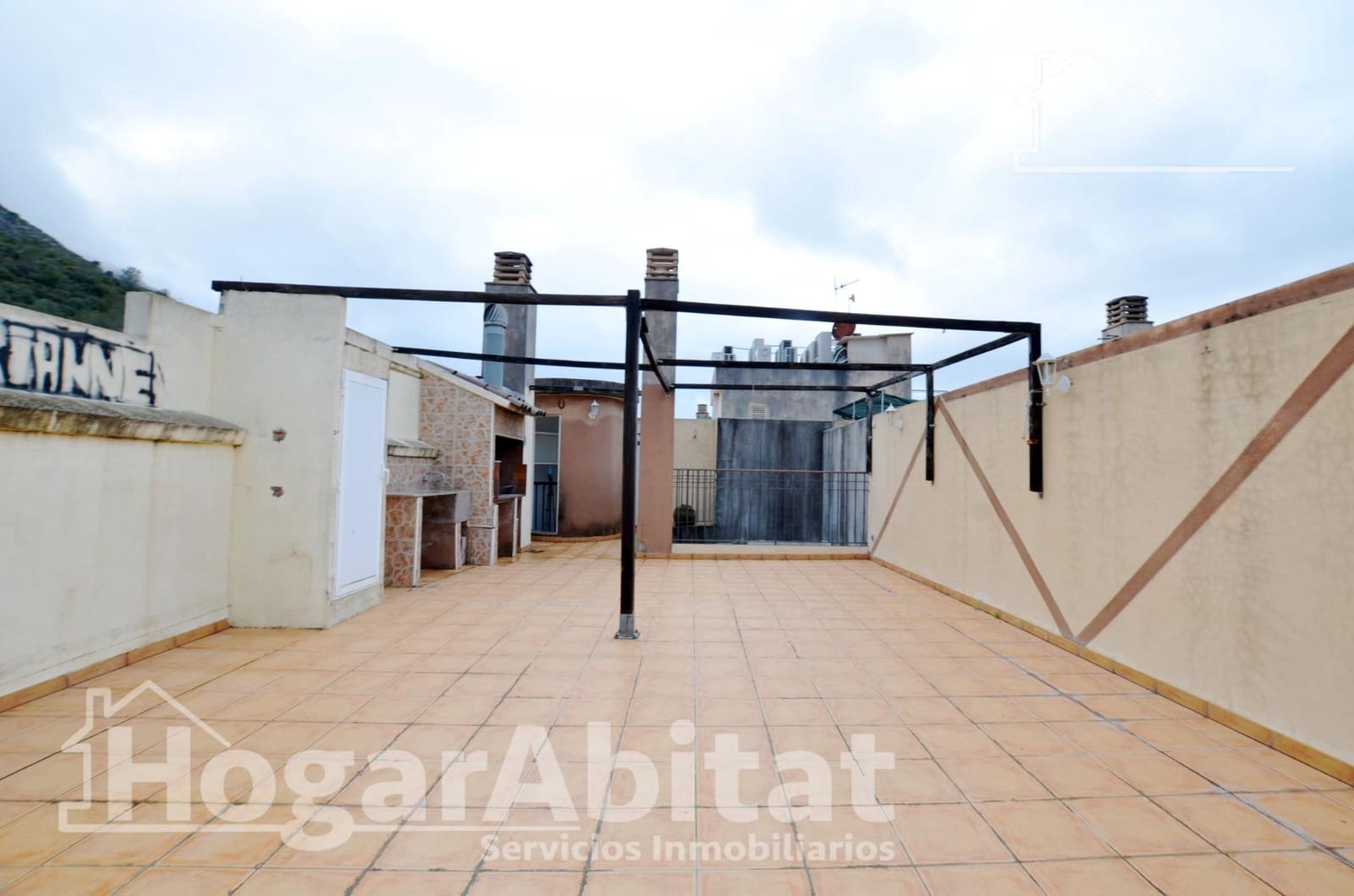 3 quarto Penthouse para venda em Simat de la Valldigna com piscina - 140 000 € (Ref: 9674290)