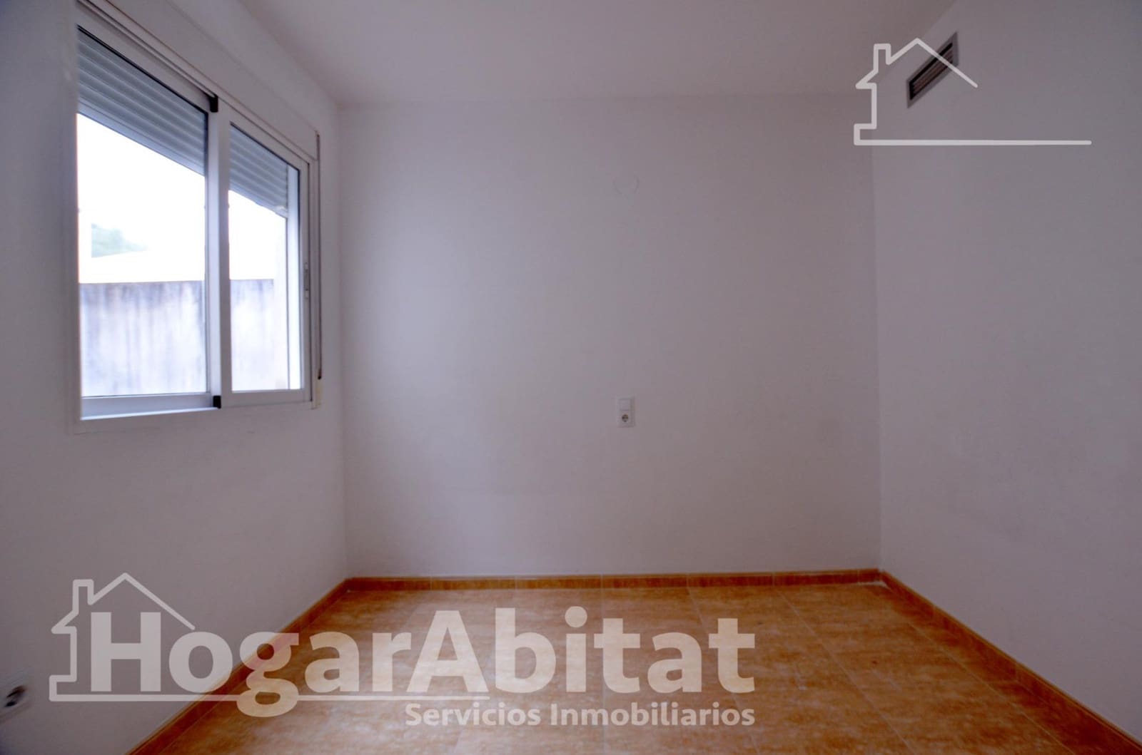 3 quarto Penthouse para venda em Simat de la Valldigna com piscina - 140 000 € (Ref: 9674290)