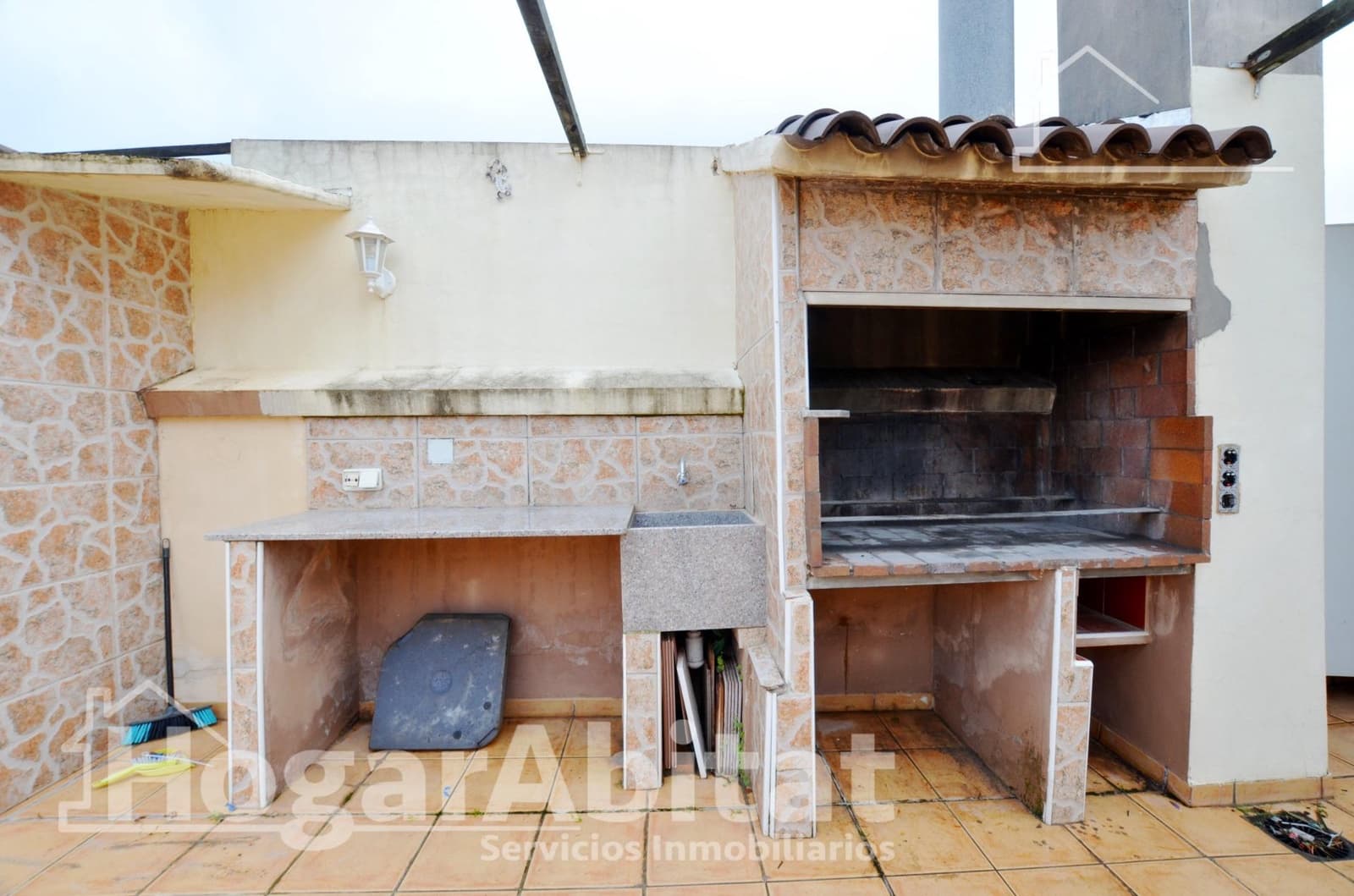 3 quarto Penthouse para venda em Simat de la Valldigna com piscina - 140 000 € (Ref: 9674290)