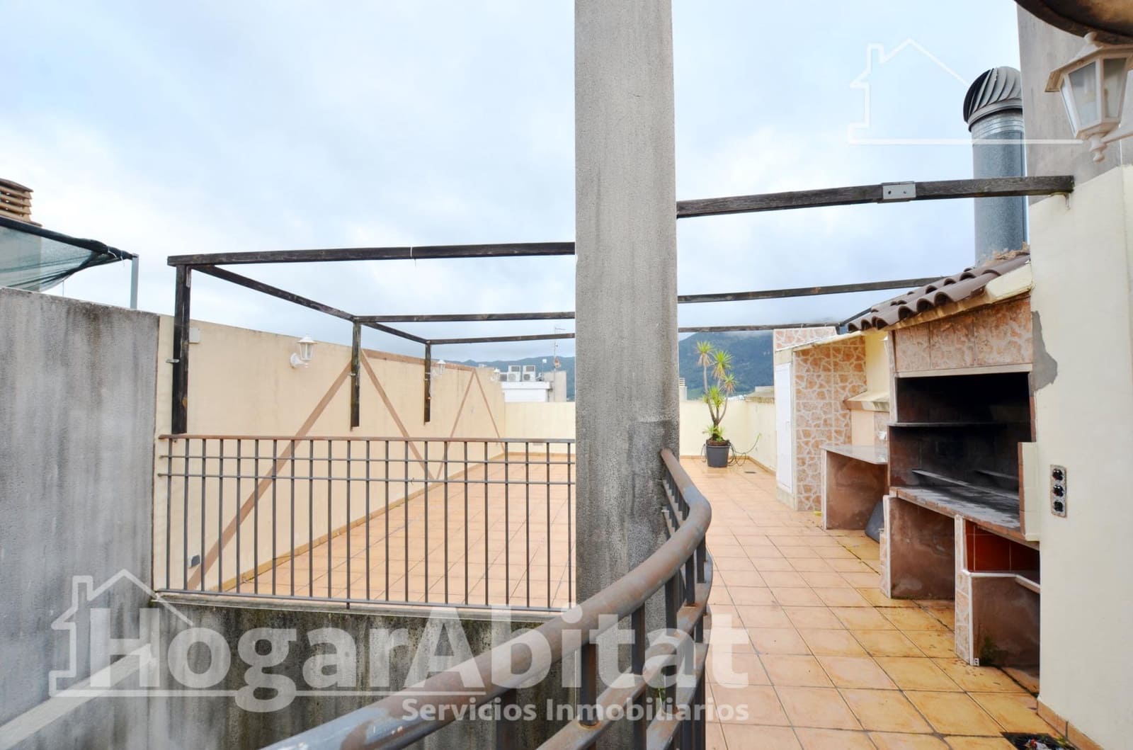 3 quarto Penthouse para venda em Simat de la Valldigna com piscina - 140 000 € (Ref: 9674290)