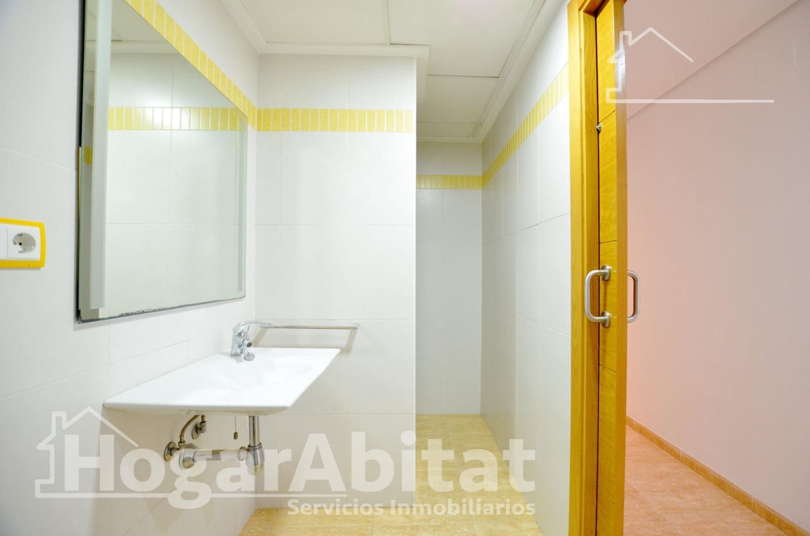 3 quarto Penthouse para venda em Simat de la Valldigna com piscina - 140 000 € (Ref: 9674290)