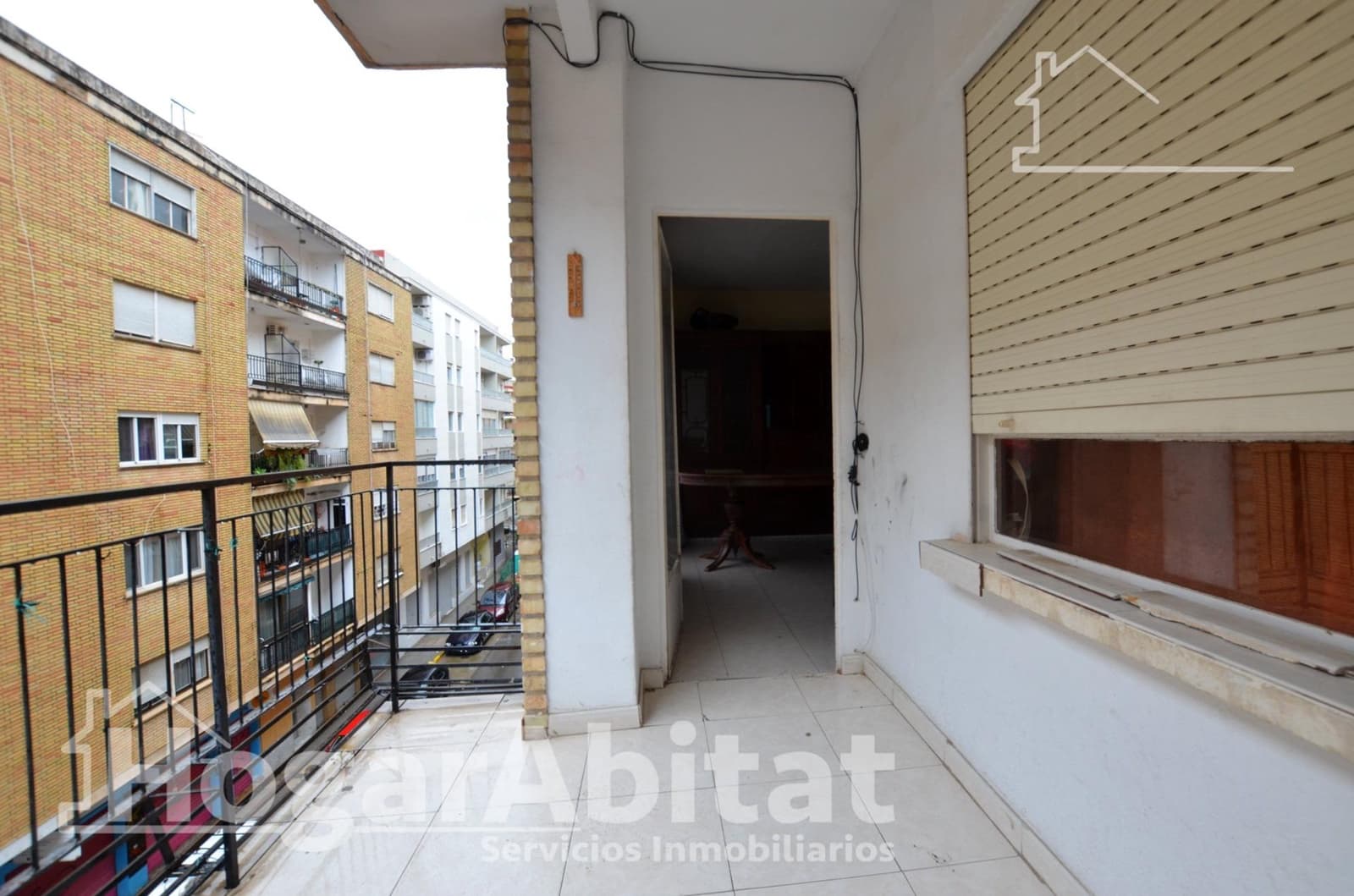 4 bedroom Flat for sale in Gandia - € 120,000 (Ref: 9674292)