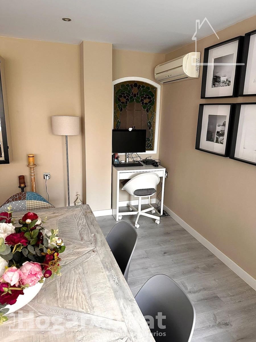 Piso de 3 habitaciones en València ciudad en venta con garaje - 375.000 € (Ref: 9677543)