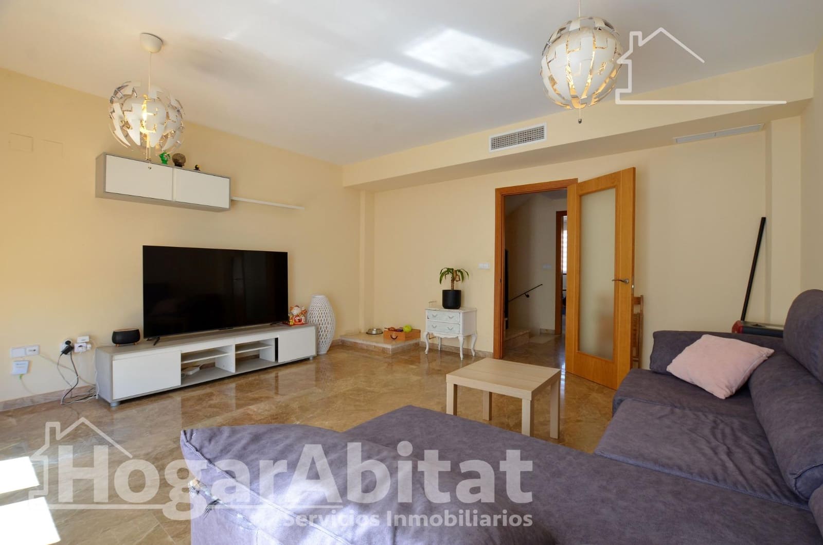 3 sypialnia Dom szeregowy na sprzedaż w Favara z basenem garażem - 220 000 € (Ref: 9679909)