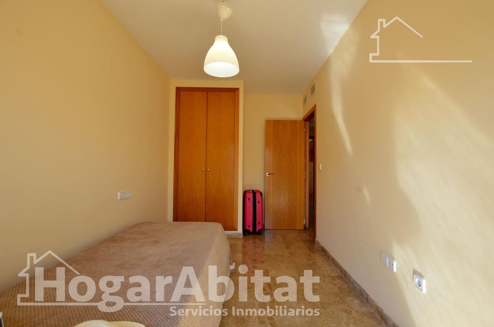 3 sypialnia Dom szeregowy na sprzedaż w Favara z basenem garażem - 220 000 € (Ref: 9679909)