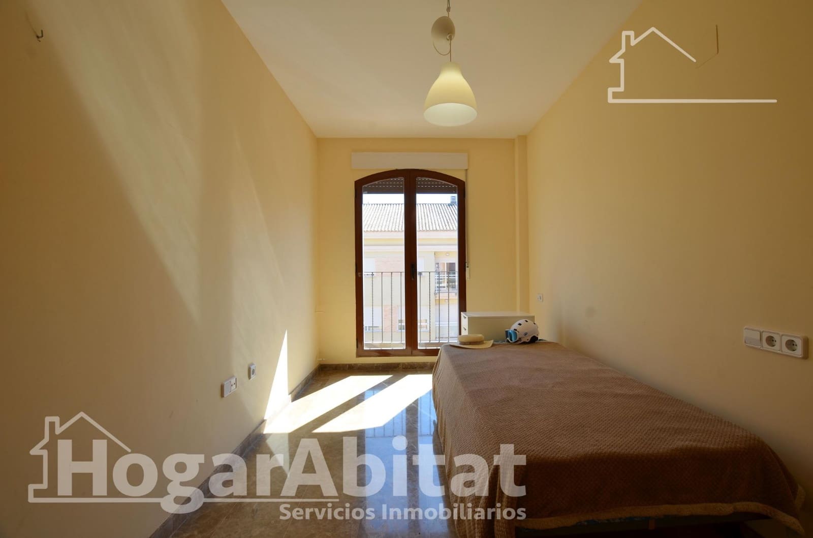 3 sypialnia Dom szeregowy na sprzedaż w Favara z basenem garażem - 220 000 € (Ref: 9679909)