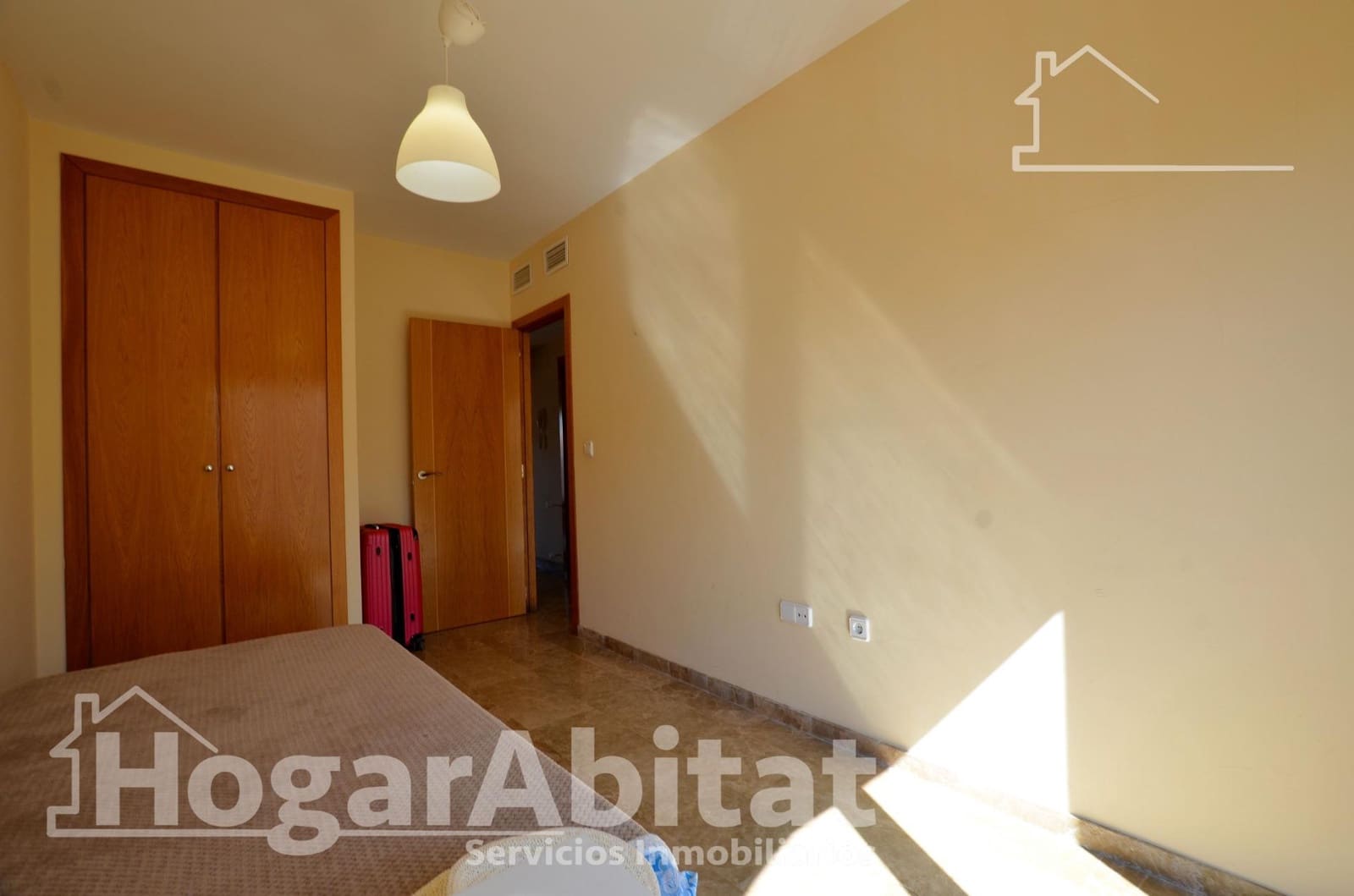 3 sypialnia Dom szeregowy na sprzedaż w Favara z basenem garażem - 220 000 € (Ref: 9679909)